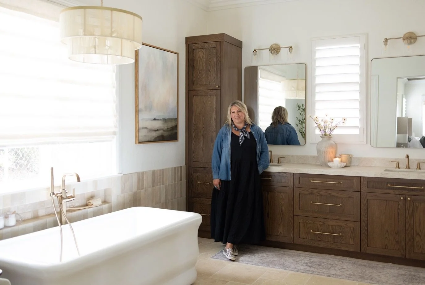 Just a hello to some new (and old) friends here! 👋🏼

I&rsquo;m Stephanie&mdash;wife, mom, business owner, interior designer, and self-appointed ranch hand to our pet donkeys, chickens, and beloved GSP, Belle. 🫏 🐓🐶

Around here, you&rsquo;ll see 