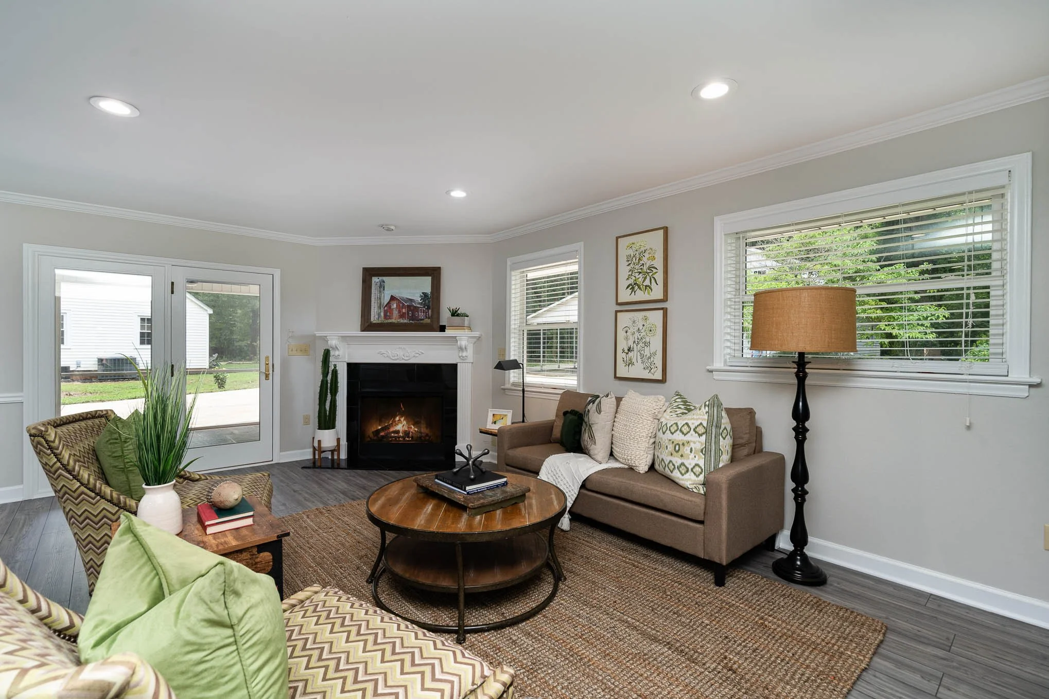 DSC0228068306-Edit f.JPG