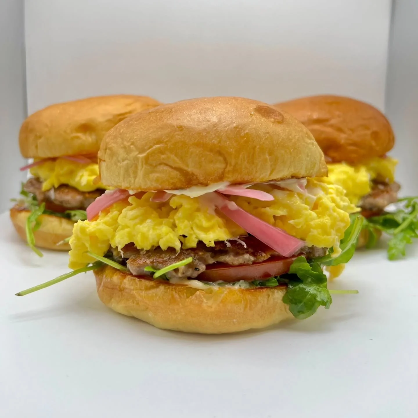 Breakfast Sandwiches
Tomorrow only 
🕐9am - 12pm
📍Vaughan location only
(St Clair coming soon!)