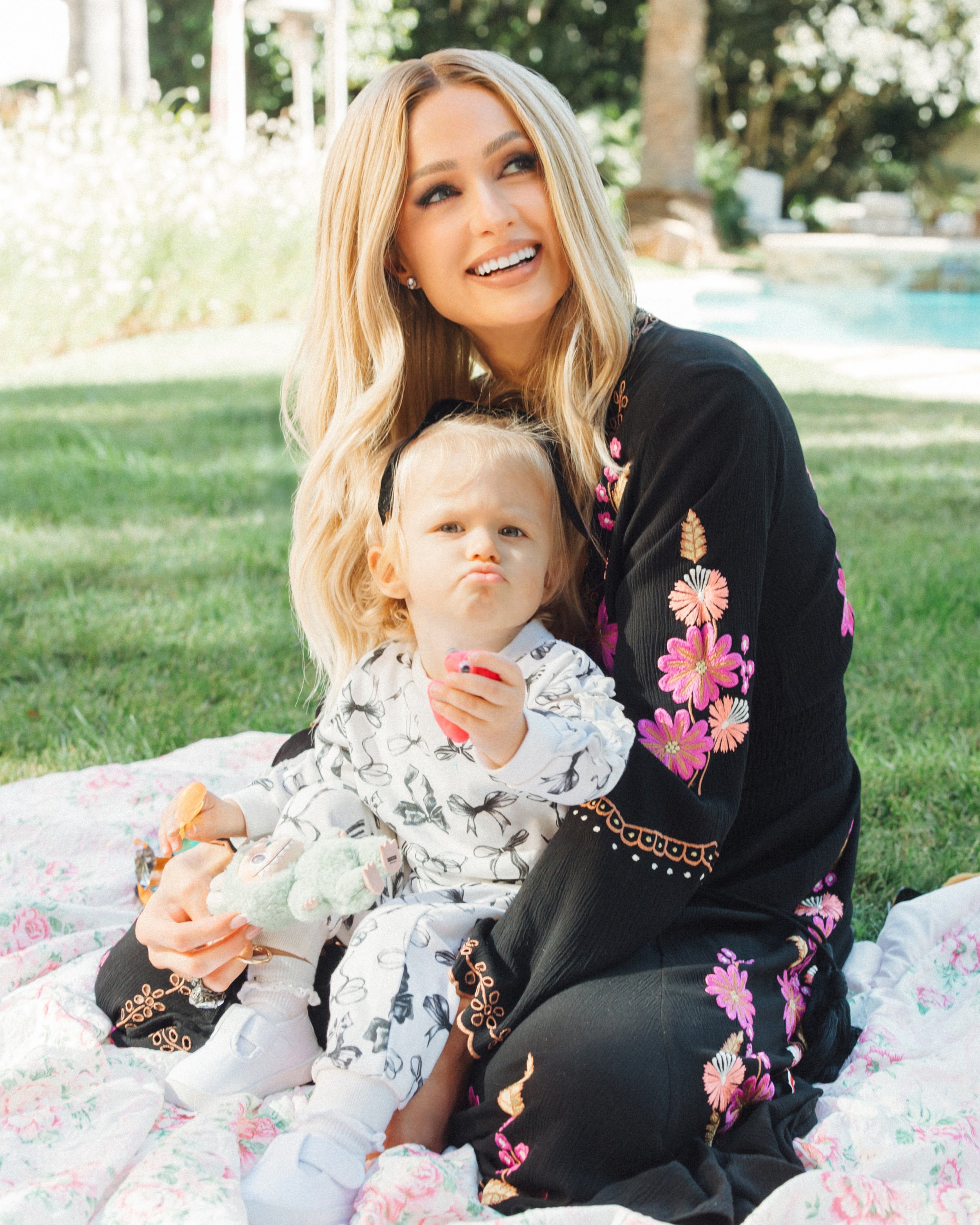 Colossal Baby of the Year Paris Hilton