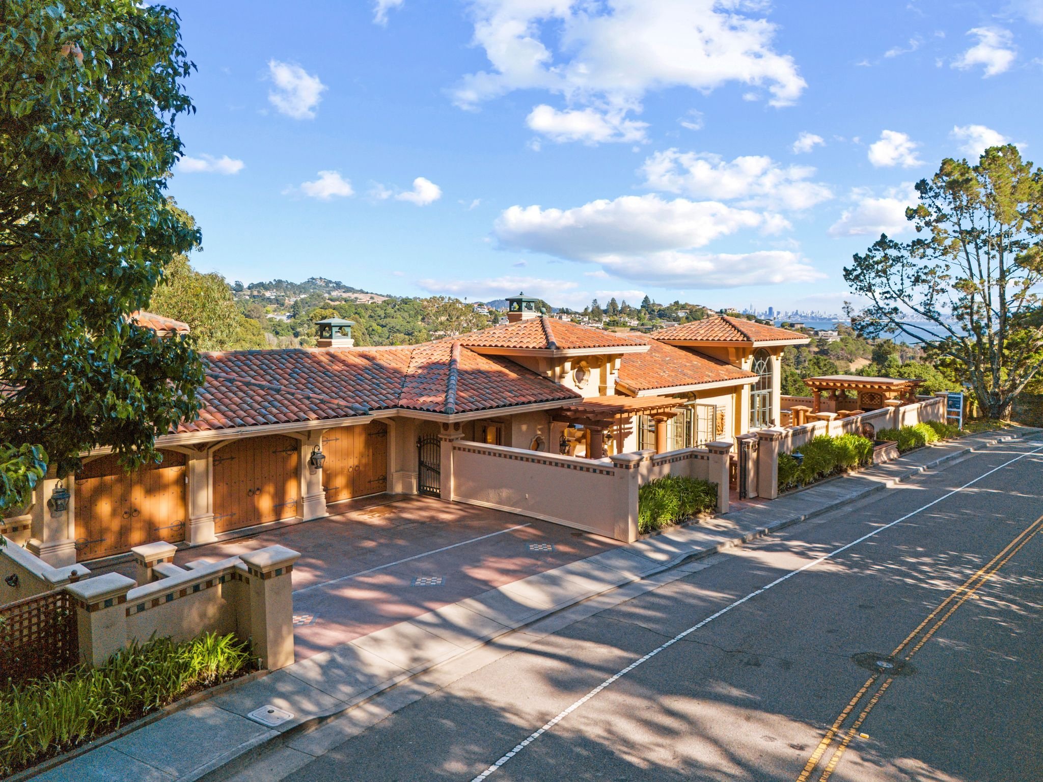 23_32 Via Los Altos-3.jpg