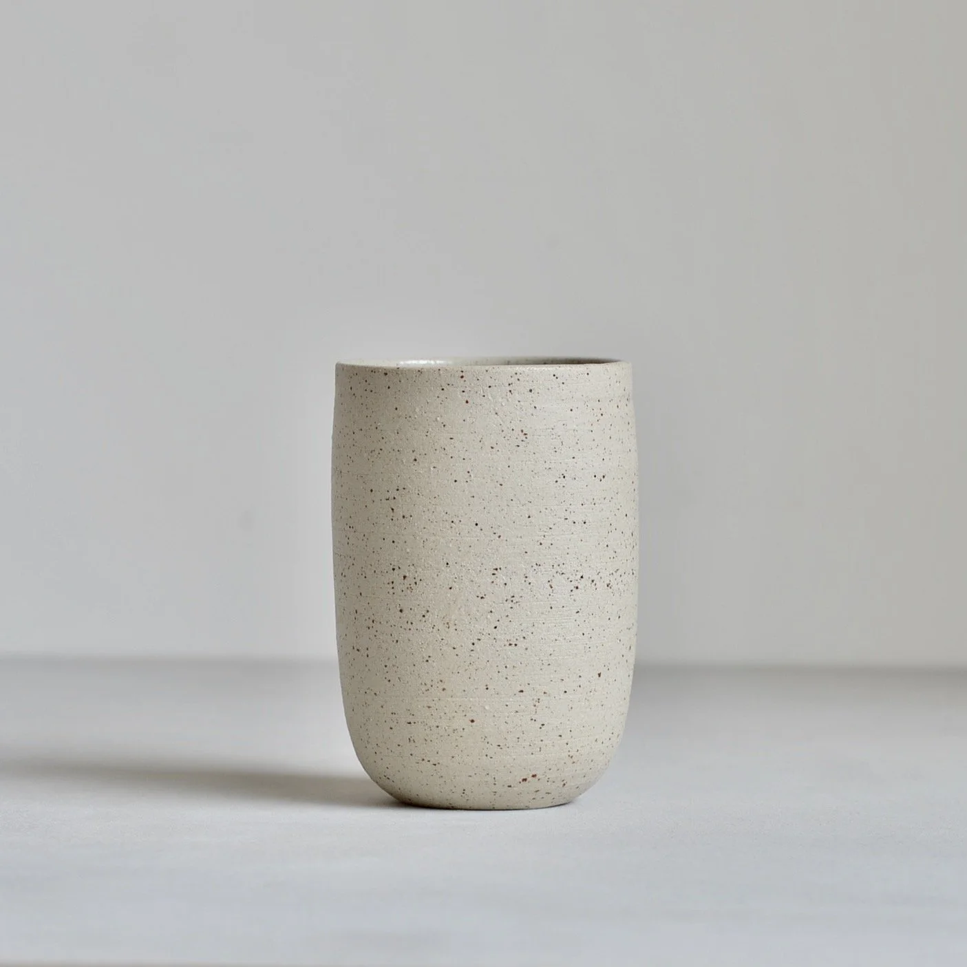 Tasse en grès fait-main