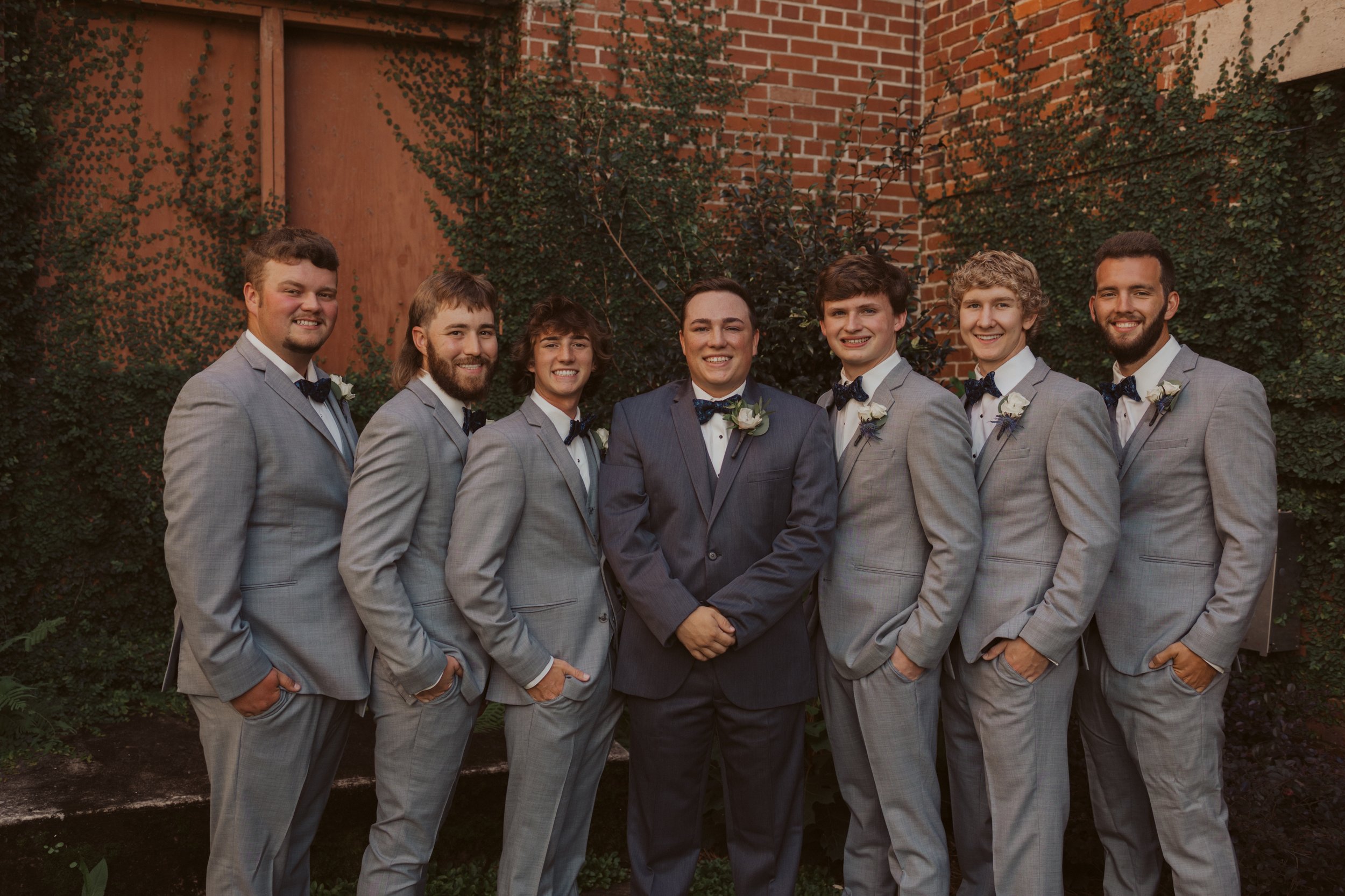 groomsmen-14.jpg