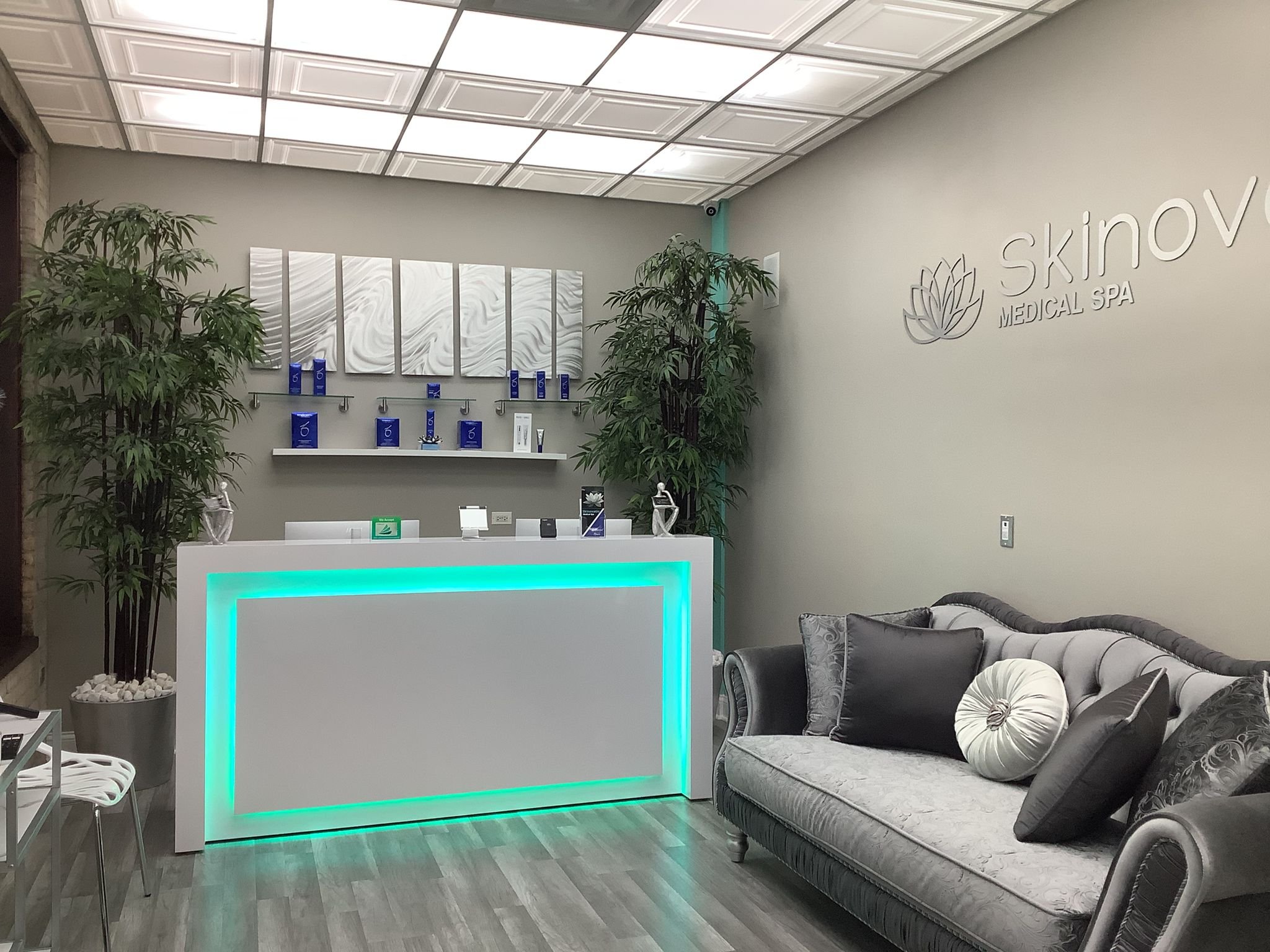 Skinovatio SRM Lobby