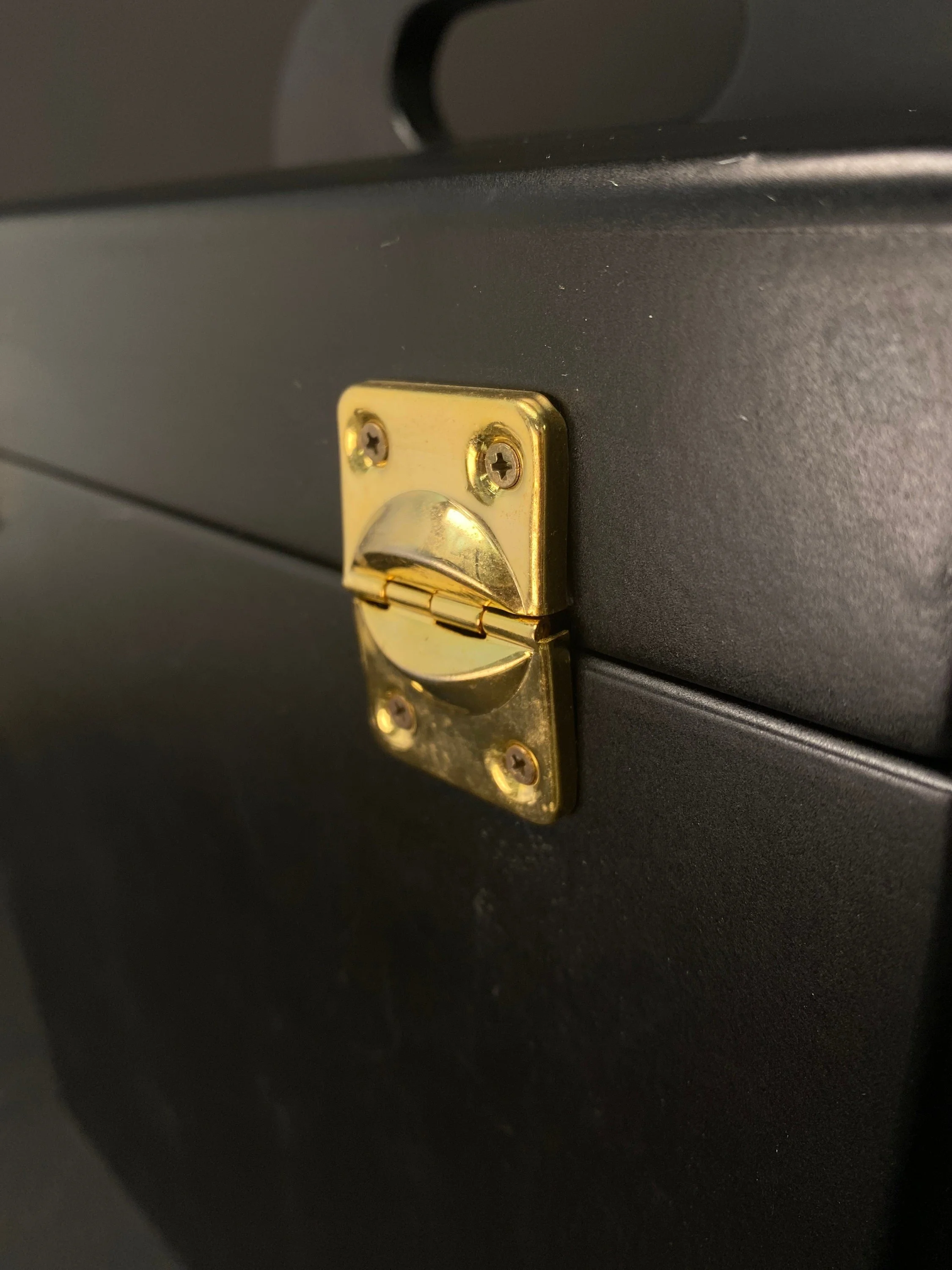 https://i.etsystatic.com/35198069/r/il/61c30a/5543136544/il_fullxfull.5543136544_ah1s.jpg