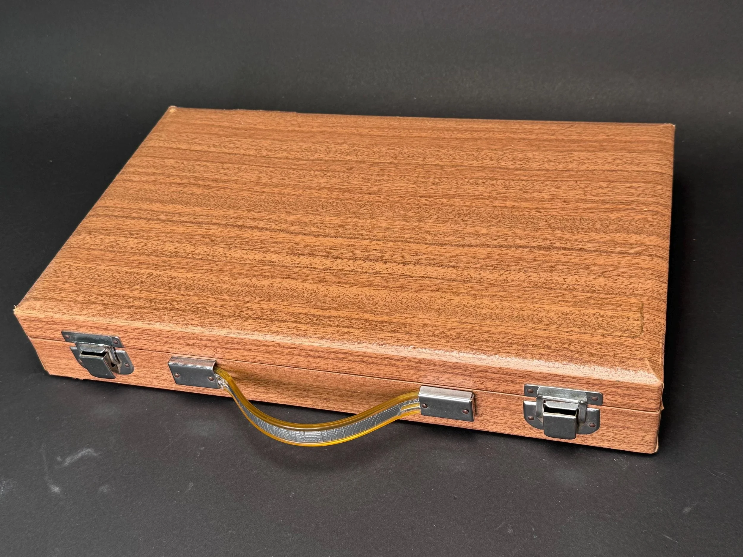 https://i.etsystatic.com/35198069/r/il/4d959e/7054513109/il_fullxfull.7054513109_3e8j.jpg