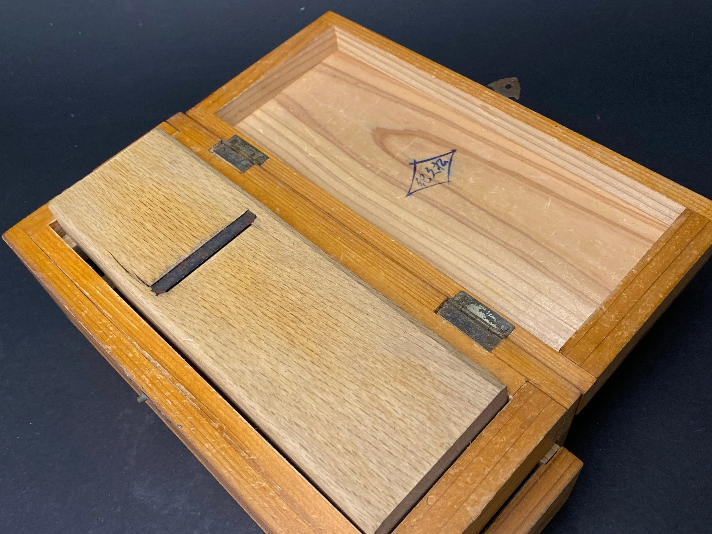https://i.etsystatic.com/35198069/r/il/af35cb/4383024881/il_fullxfull.4383024881_72og.jpg