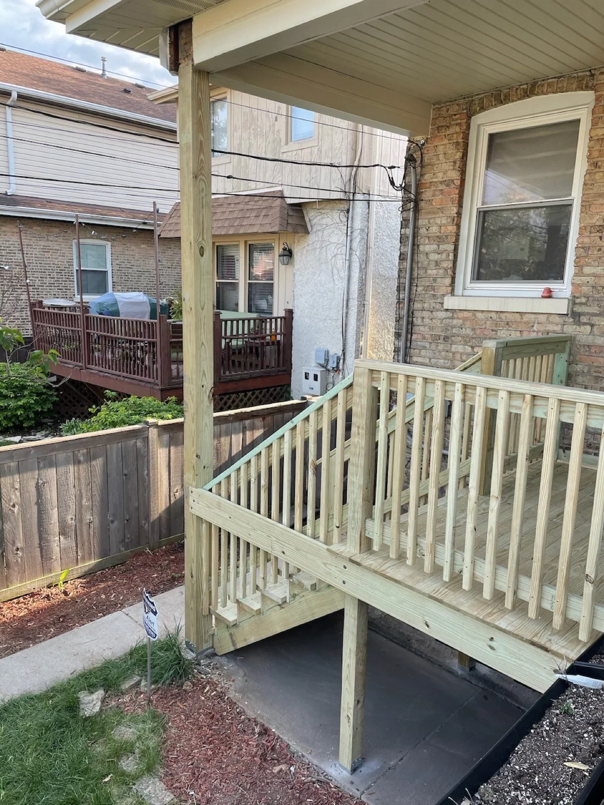 02-repaired-rear-deck-railings-and-landing.jpg