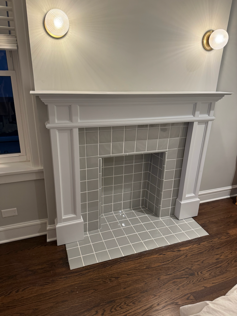 Custom Fireplace Mantel & Surround