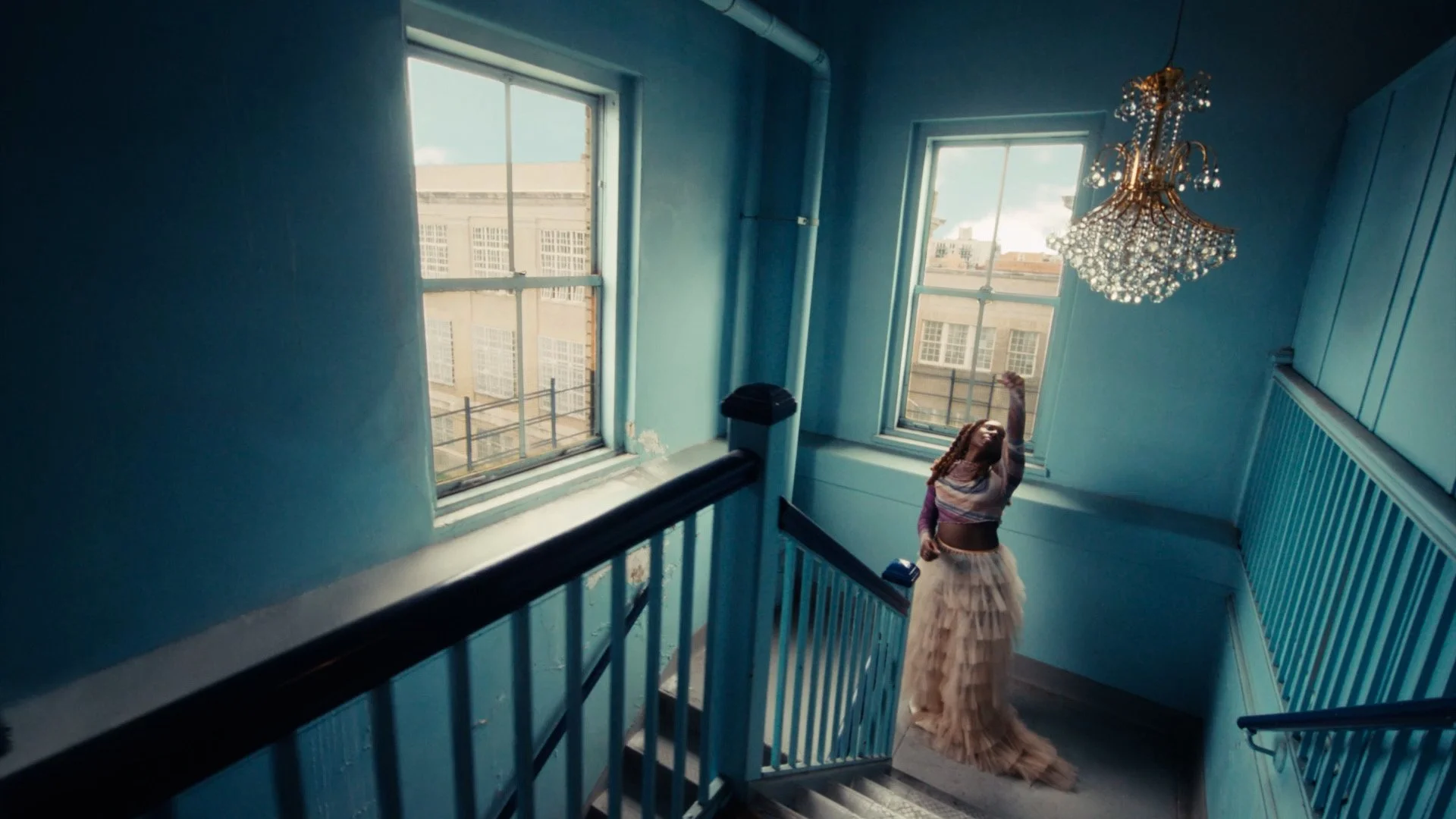 Sequence 01.00_00_11_20.Still005.JPEG