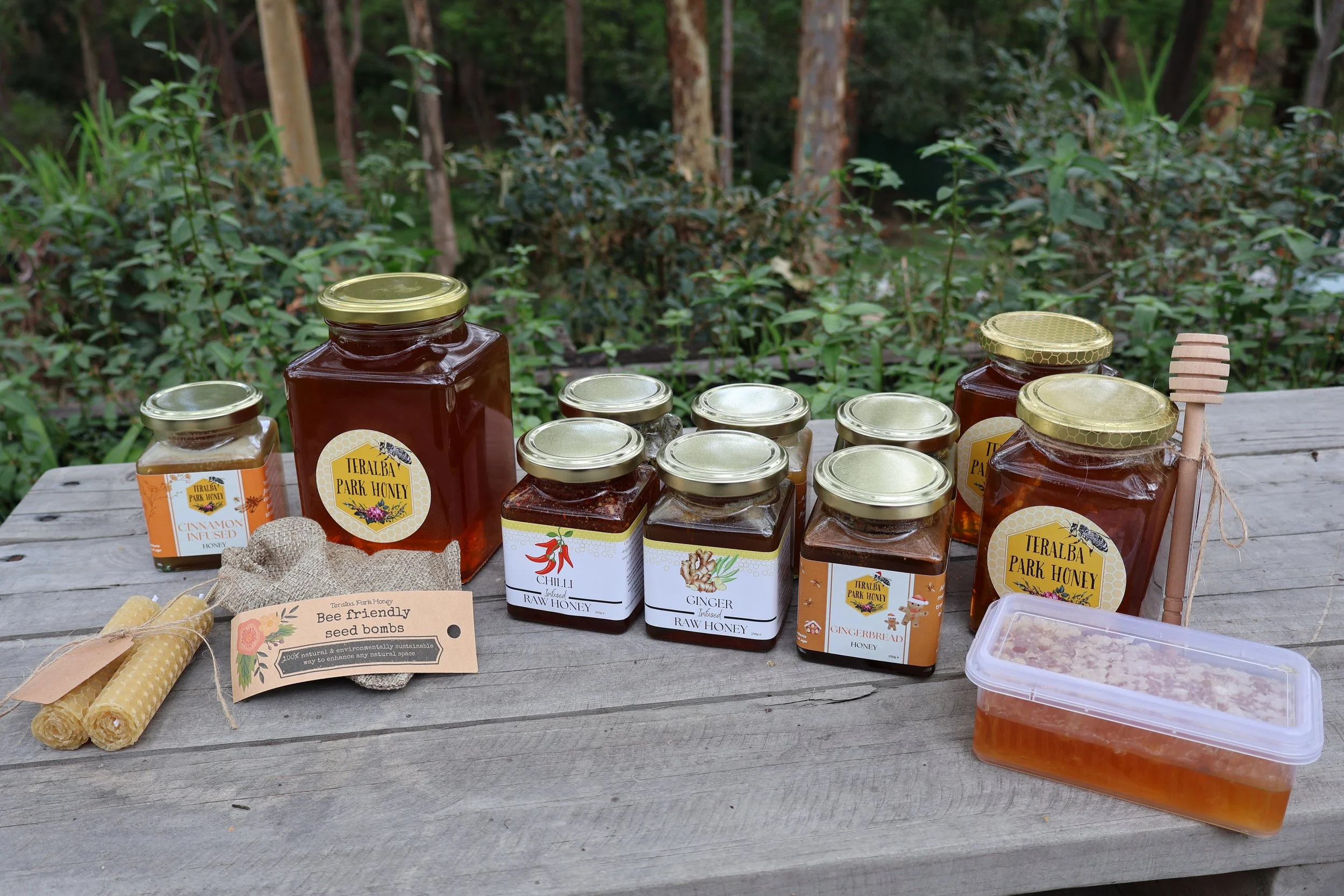 North Brisbane local raw honey, honey comb, creamed honey, infused honey, chilli honey, ginger honey, strawberry honey, lemonmyrtle honey