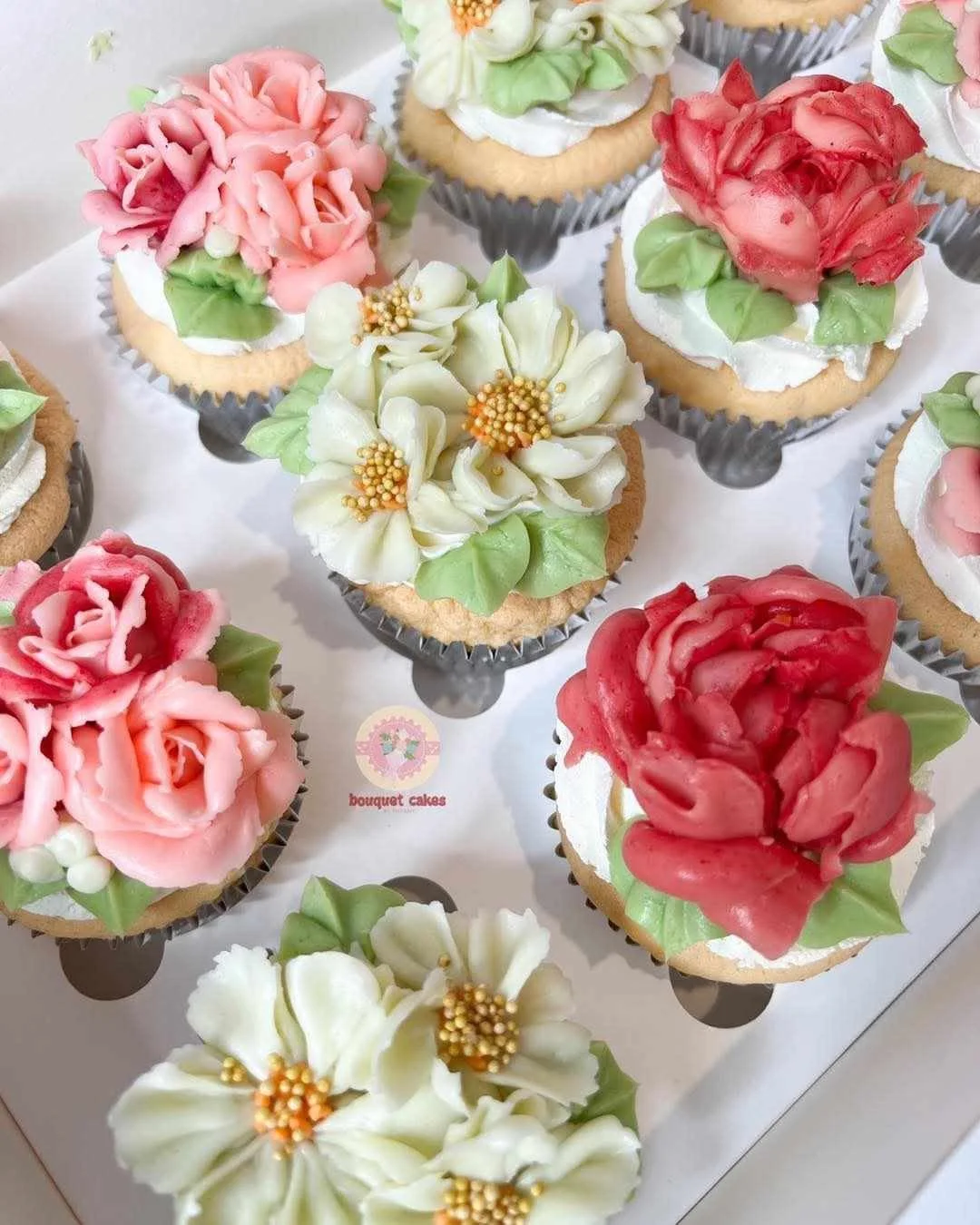 Box 12 Signature Floral Cupcakes