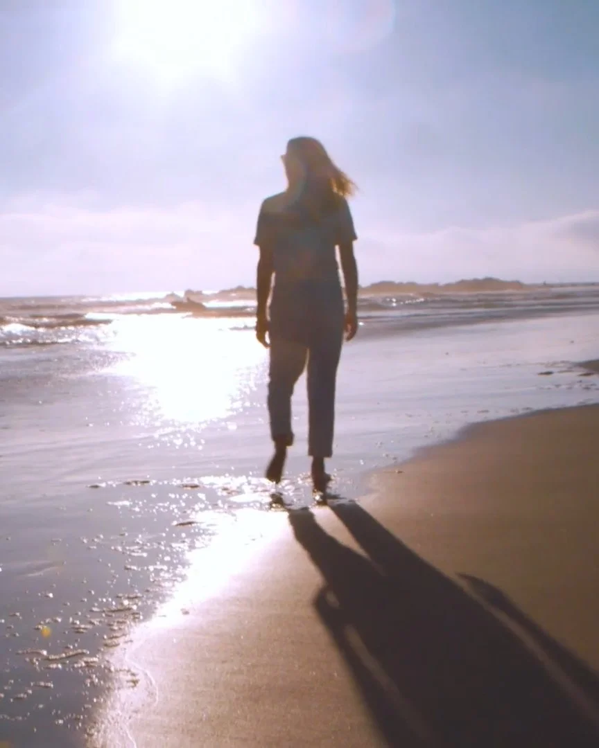 beach-walk-mobile.jpg