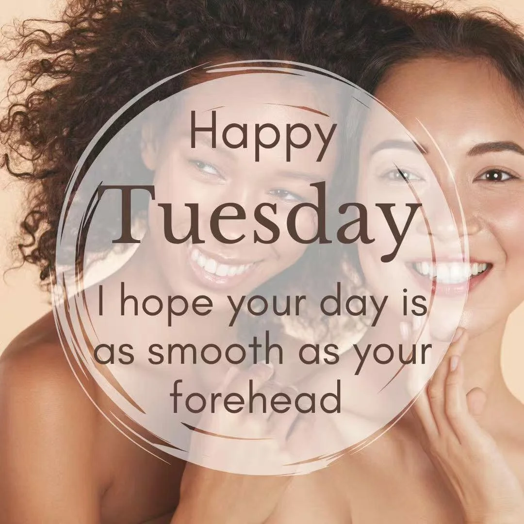 Happy Tuesday 
LASER DAYS = BETTER SKIN DAYS
✨ Clear
✨ Smooth 
✨ Glowing 
Because your skin deserves it&hellip; 

⭐️ Clarity Cosmetic Laser Clinic
@ Bundall Gold Coast 

#newdoublo黃金新倍提音波 #newdoublo無痛hifu #rfmicroneedlingtreatment #coolifting #pigmen