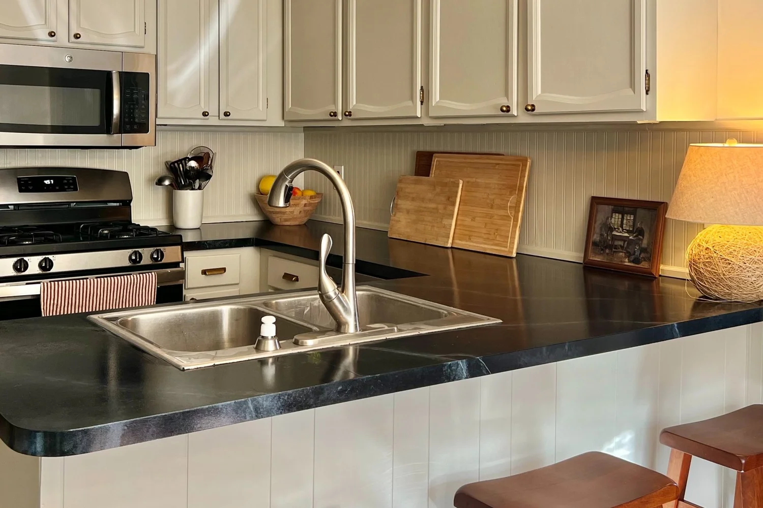 DIY Kitchen Ideas: A Step-by-Step Guide to Painting Laminate ...