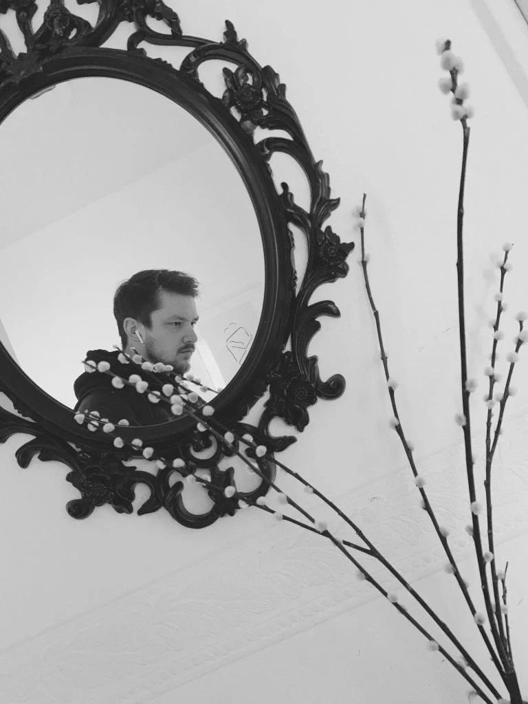 Yura Gulyayev: From Account Manager to Independent Tattoo Artist