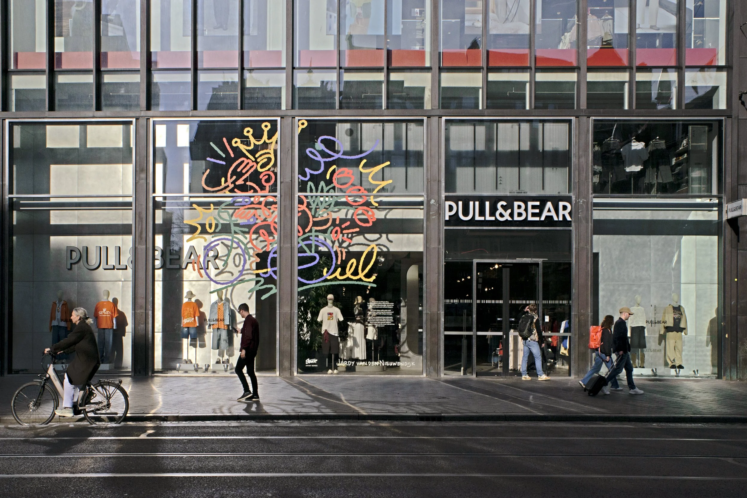 Pull&Bear_AMSTERDAM_JordyVanDenNieuwendijk_009.jpg