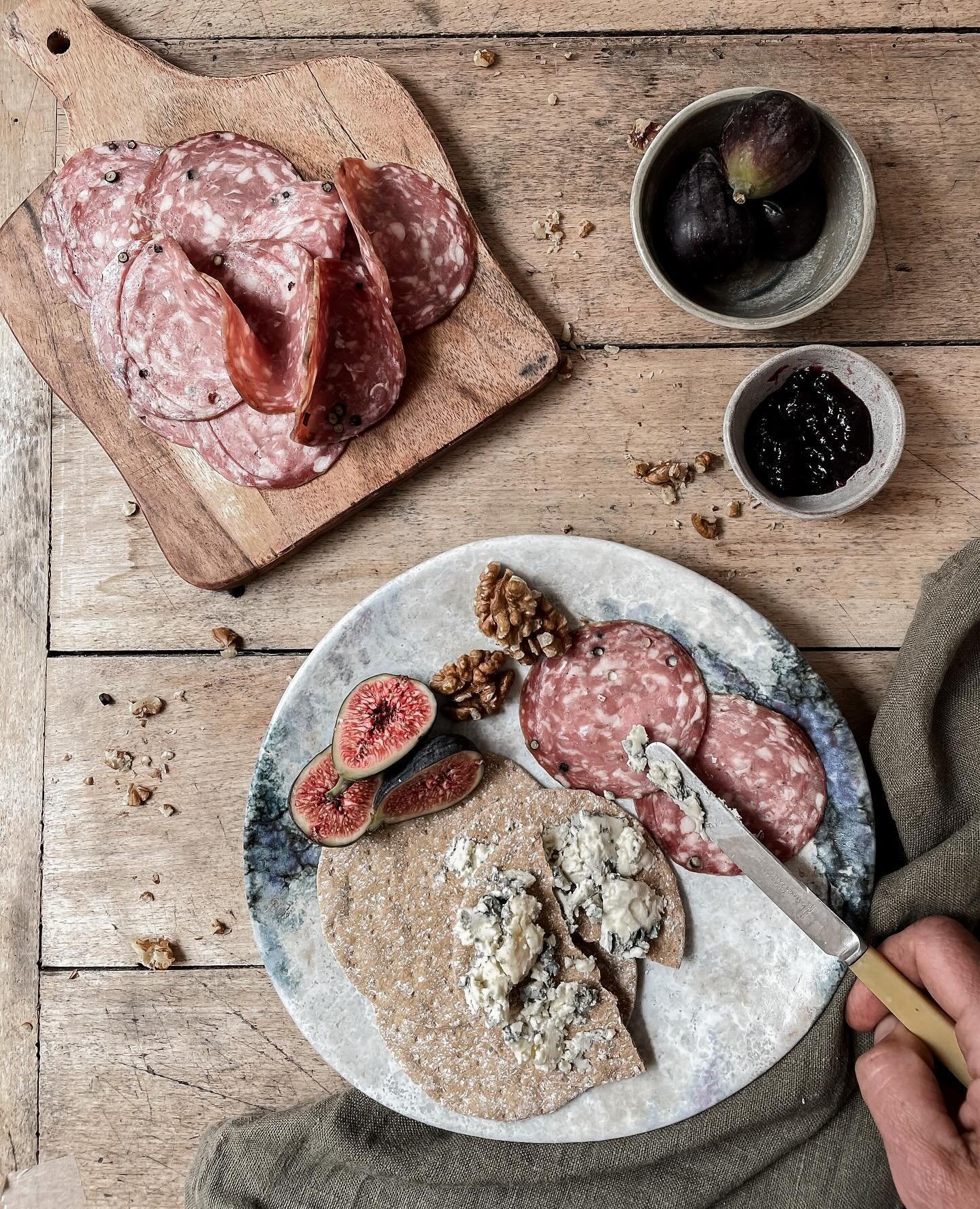 Lunchtime 🦌🧀🍇&rdquo;

Let&rsquo;s elevate lunchtime with a taste from the wild! 🌿🕛 

What about this tempting platter boasting slices of wild venison salami, paired with rich blue cheese, zesty chutney, and luscious figs. It&rsquo;s a flavour ad