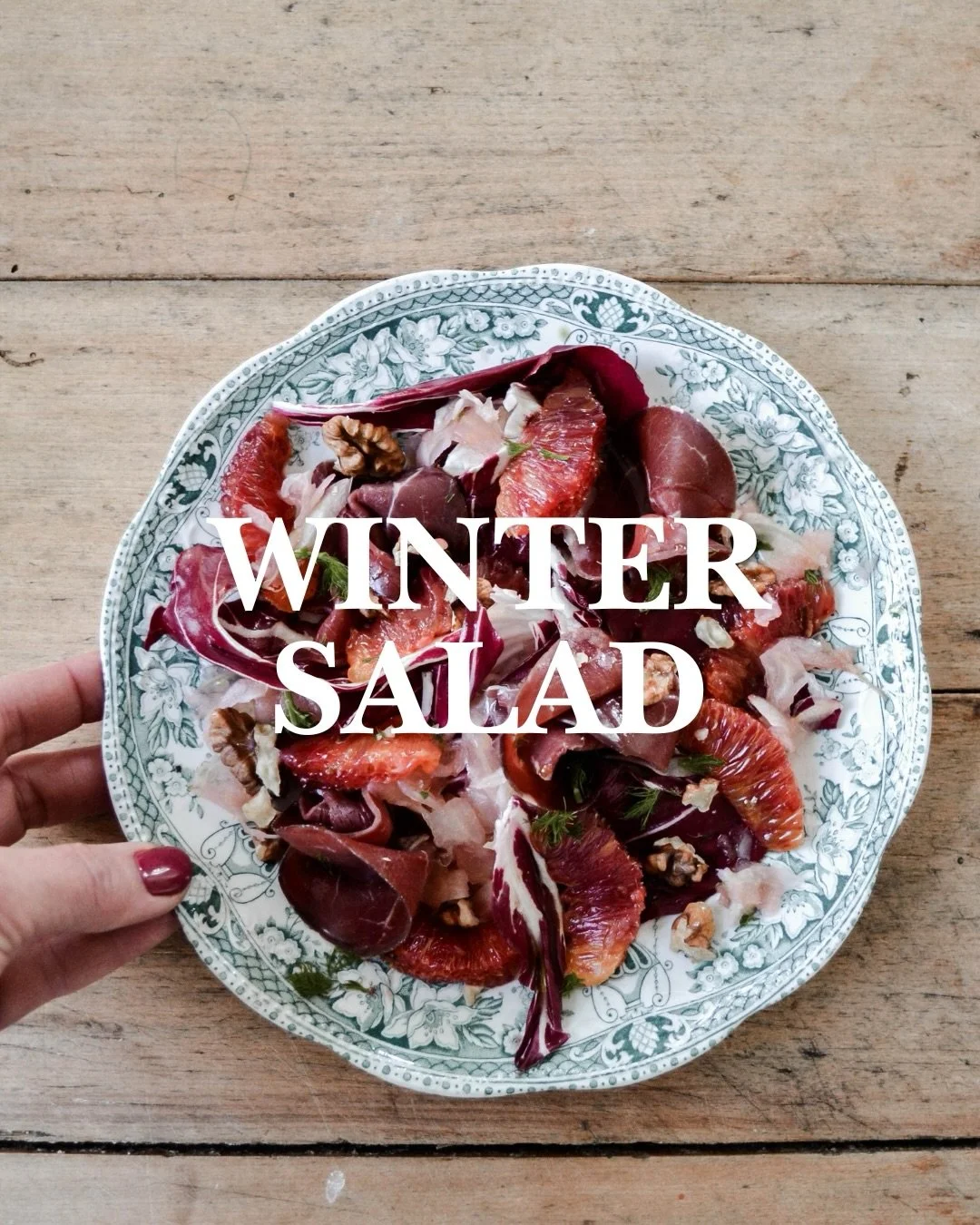 My favourite seasonal Winter Salad 🍽️

Radicchio and fennel are in season now, making them ideal for fresh winter salads🥬

Combined with blood oranges and venison bresaola, this dish stays light while adding a little protein too🍊🦌

➡️ for the rec