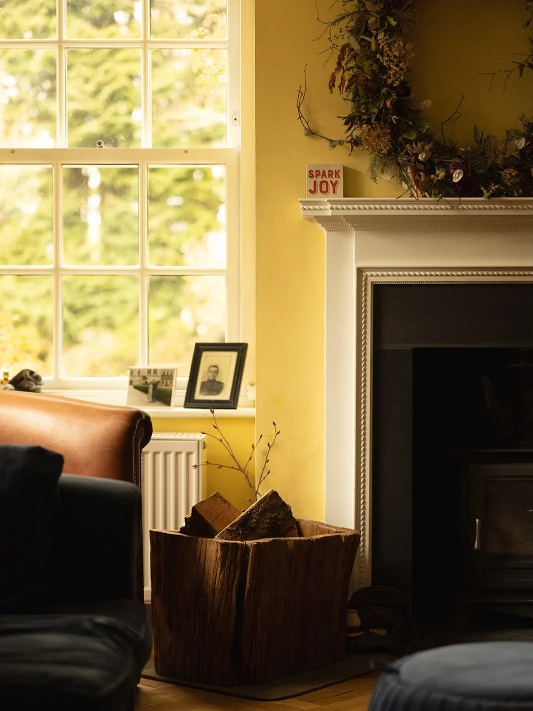 A place in Scotland🤎

Lovely weekend at home catching up on long neglected jobs. The past year has been so busy and it was starting to show in our home🧹

The weekend was very productive, tidying the corners that had been ignored, sorting and cleani