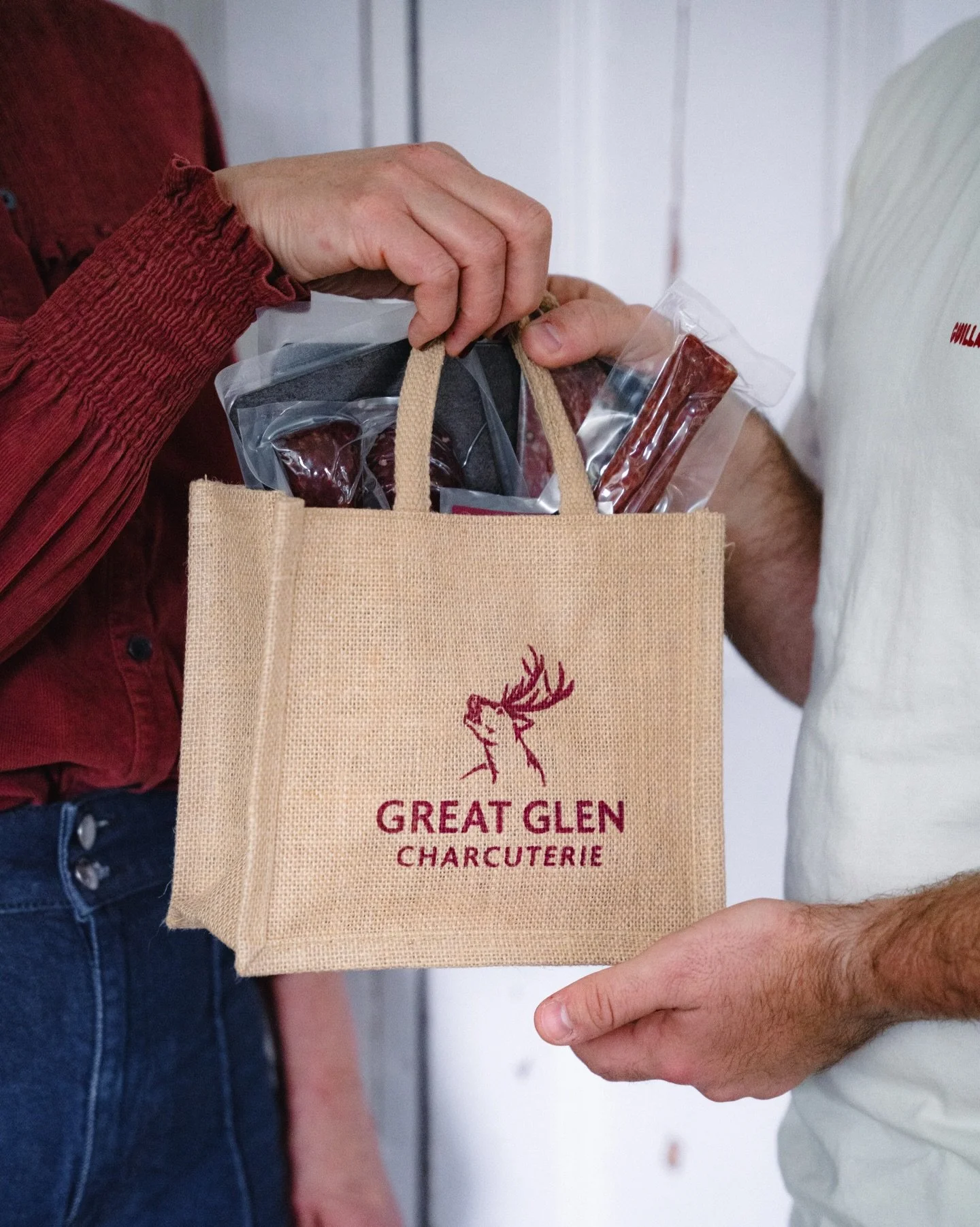 The way to the heart&hellip; 🤎

There&rsquo;s an old saying, &ldquo;The way to a man&rsquo;s heart is through his stomach.&rdquo;

It may come from a time when women did all the cooking, but the sentiment still rings true,  sharing good food is one 