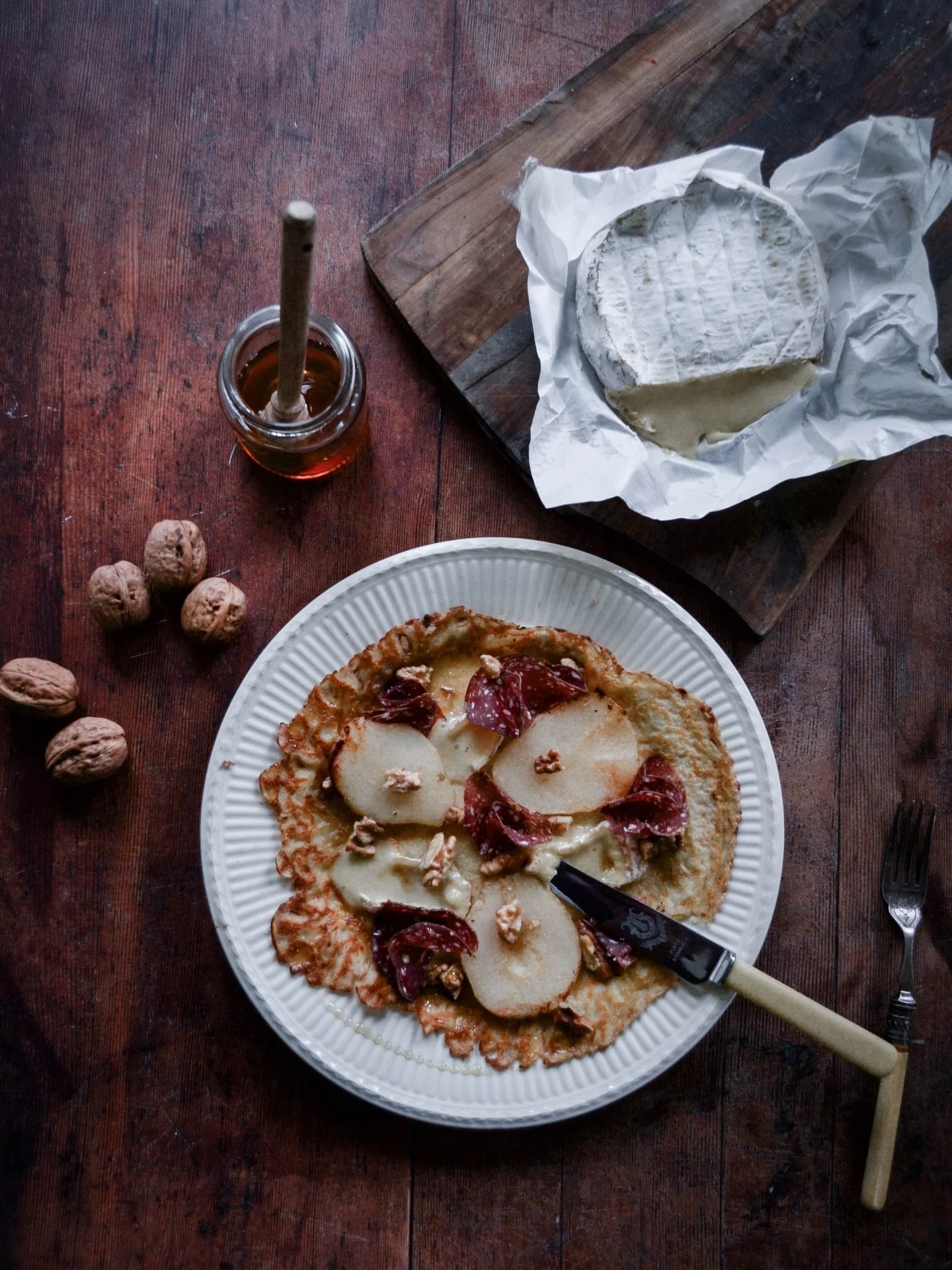 Pancake day 🥞

We love a savoury twist with our wild venison salami, highland Brie, sliced pear, walnuts and a drizzle of honey 🍯 🍐

How do you like yours?