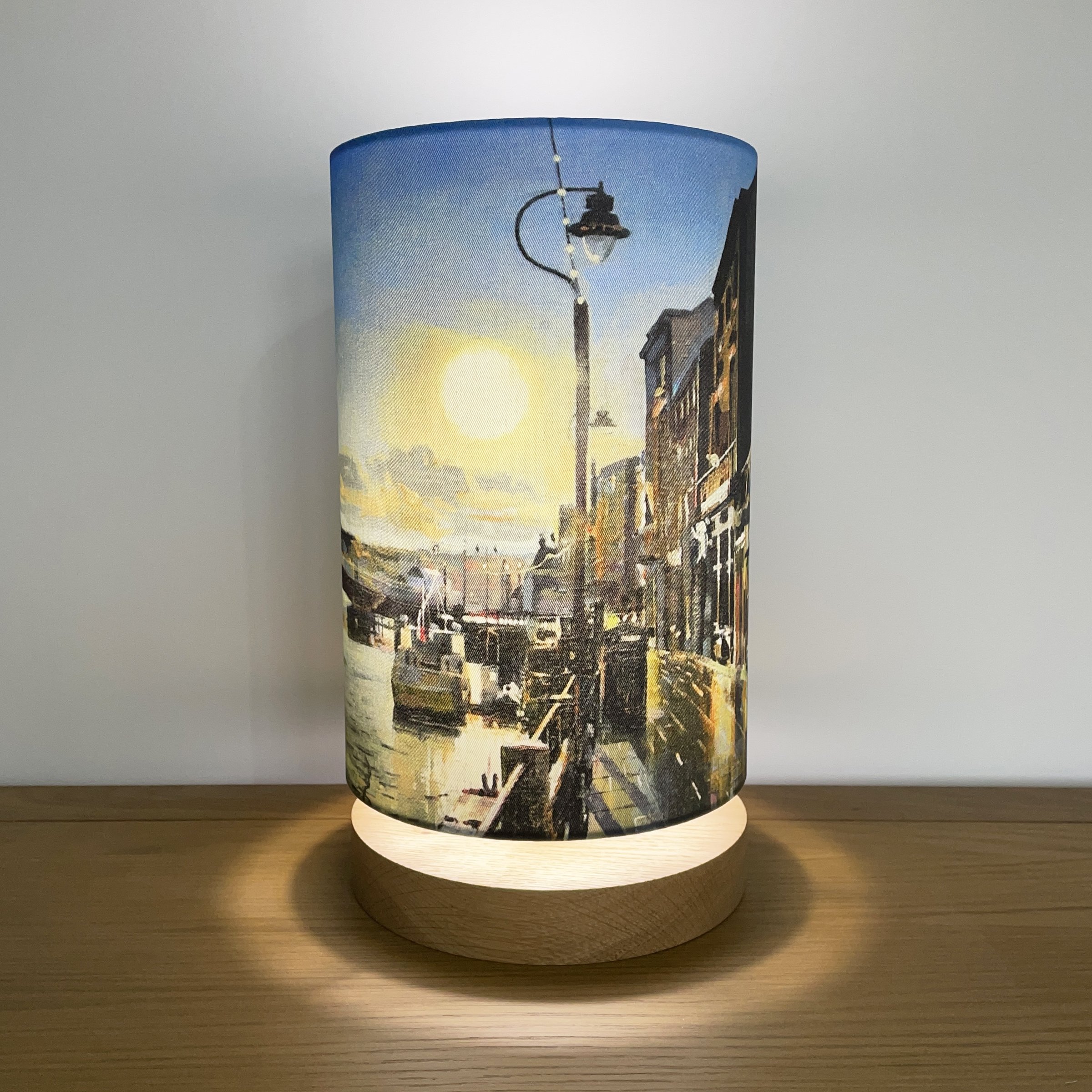 MS_BathedInGold_Lampshade20XT_004_wLR.jpg