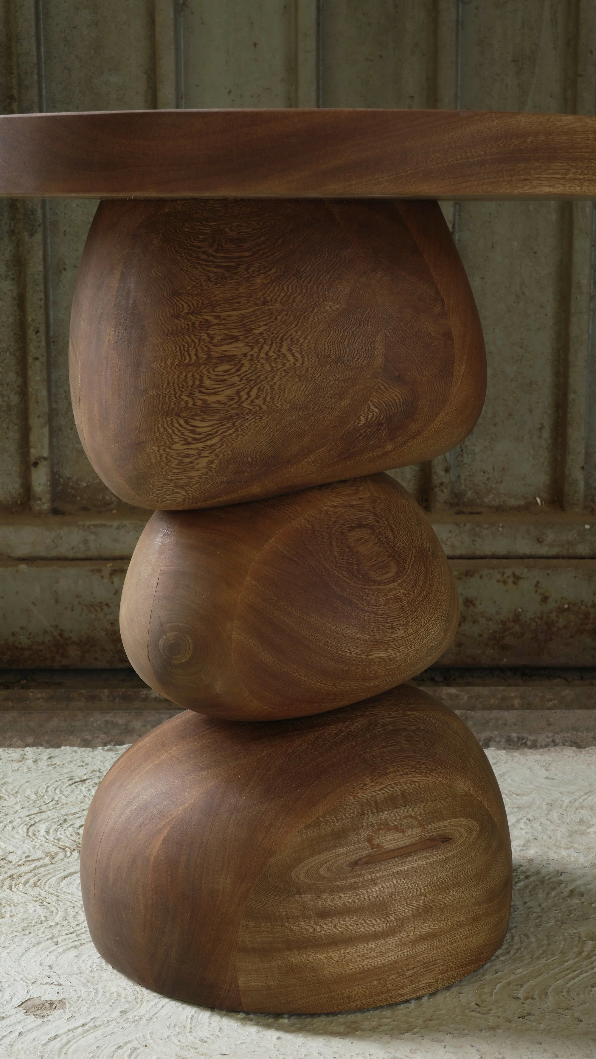 Elefante Side Table 01 by Joel Escalona — 9.JPG