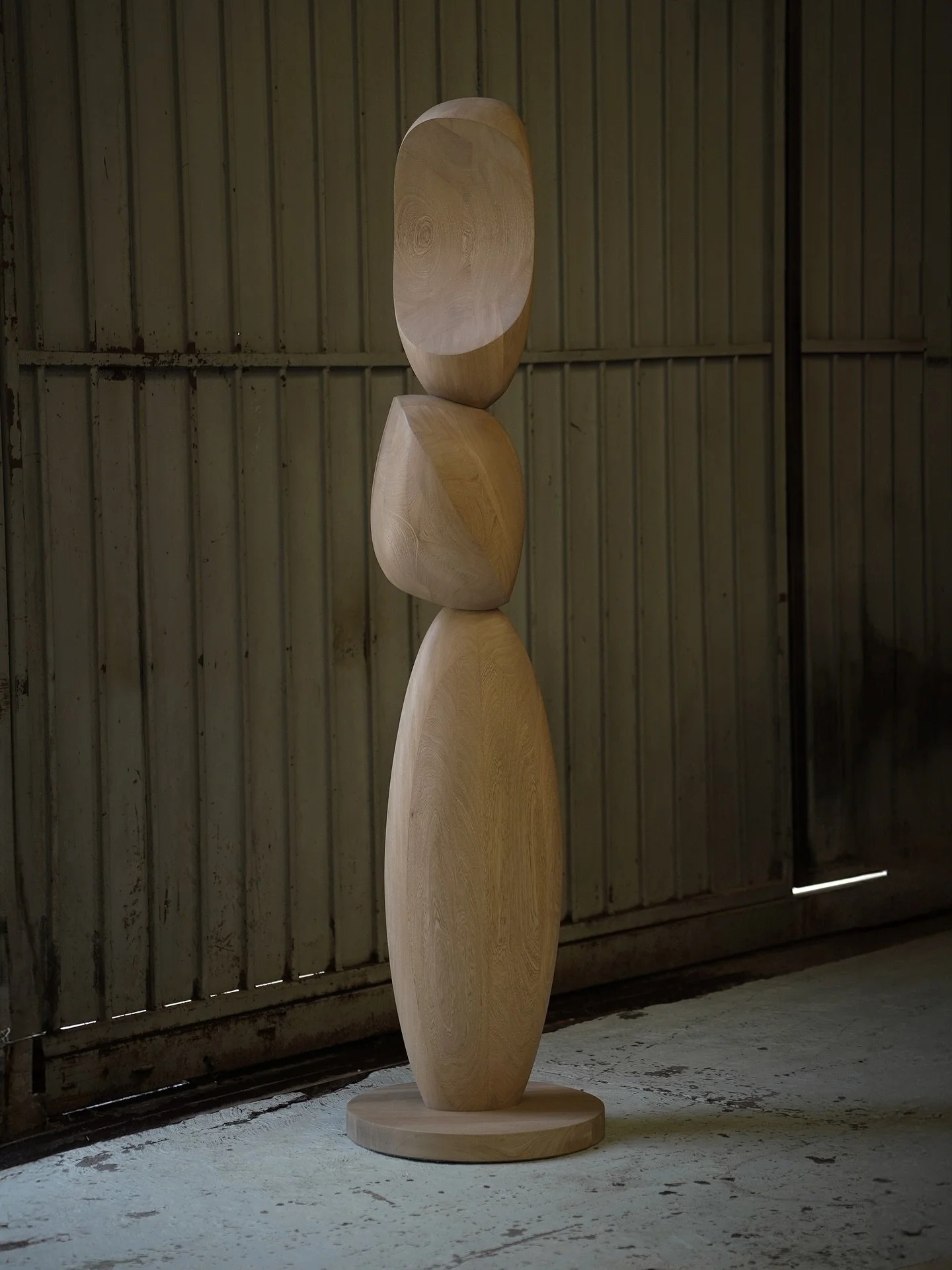 Sculptures That Refuse to Stay Still

#designart #madeinmexico #carpentry #spatialdesign #contemporaryart #JoelEscalona