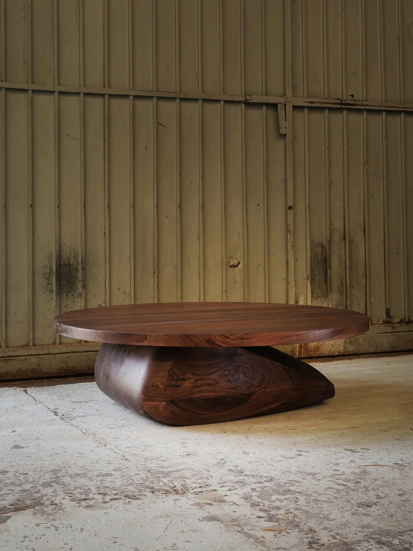 Factory Discipline

#brutalistdesign #contemporaryfurniture #designinspiration #art #studioart #joelescalonastudio