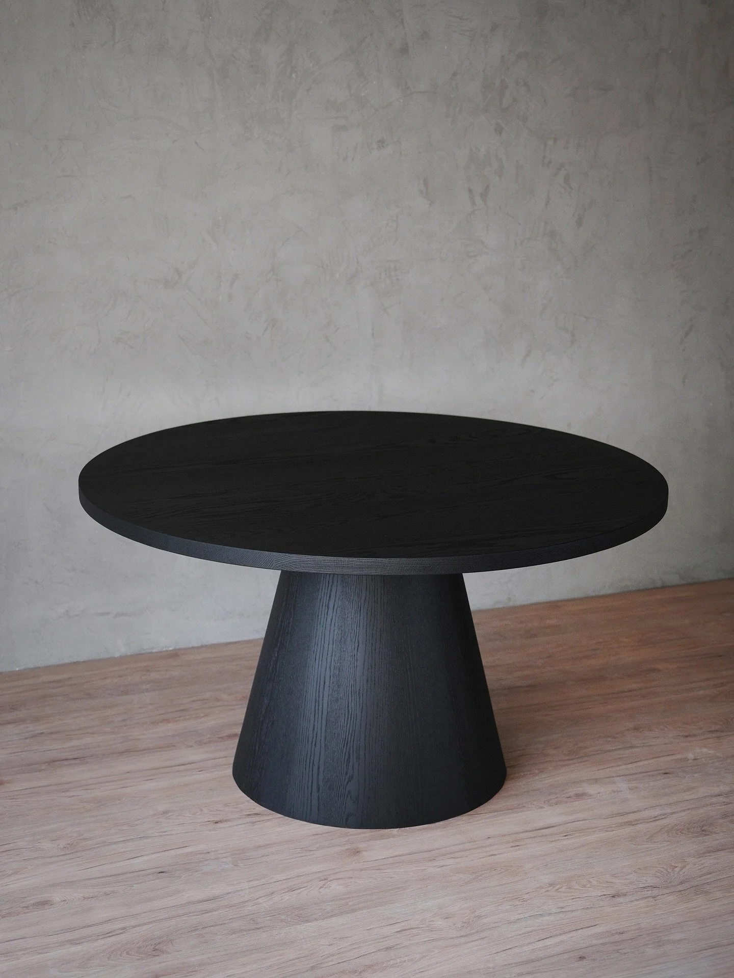 Simple doesn&rsquo;t mean it&rsquo;s always easy

#luxuryinteriors #contemporaryinteriors #artcollector #furnituredesigner #designphilosophy #nonofurniture