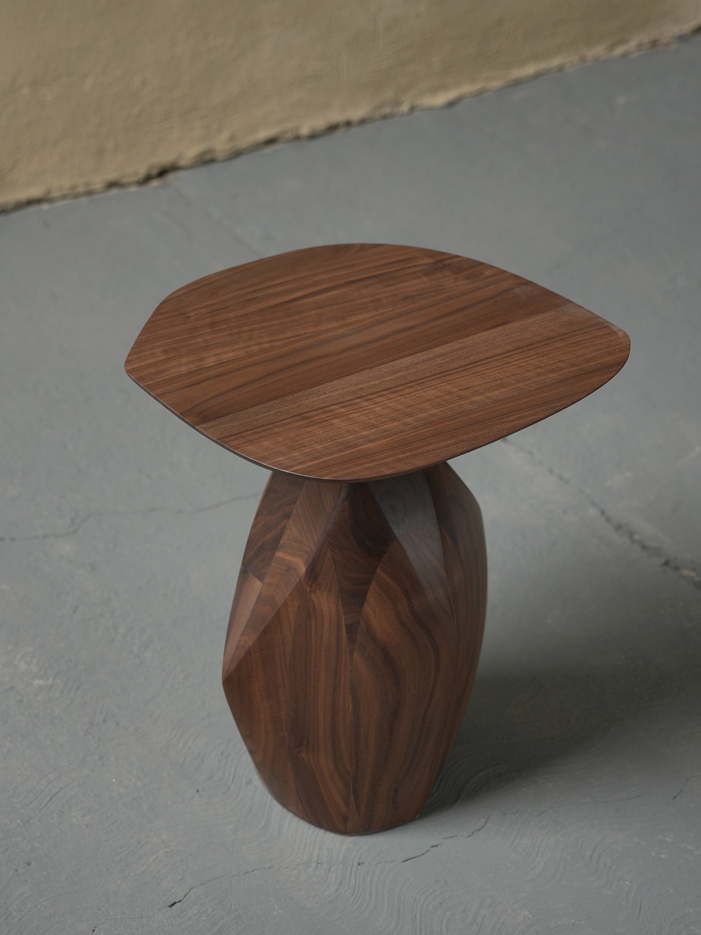 Power at pause

#sculpturalfurniture #woodworking #contemporaryart #interiordesign #modernism #nonofurniture