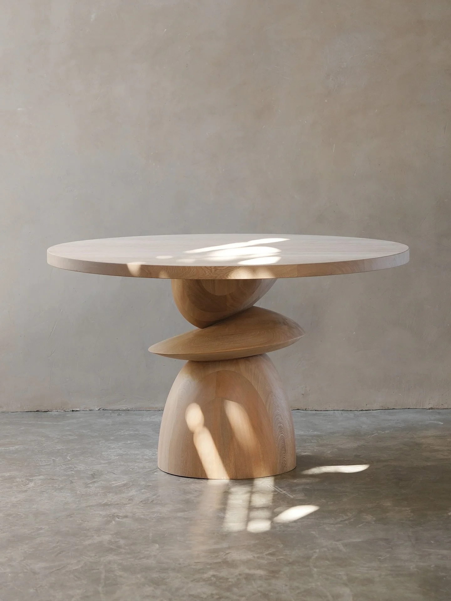 Strong shapes, soft life

#objectdesign #luxuryinteriors #formandfunction #bespokefurniture #designstudio #joelescalonastudio