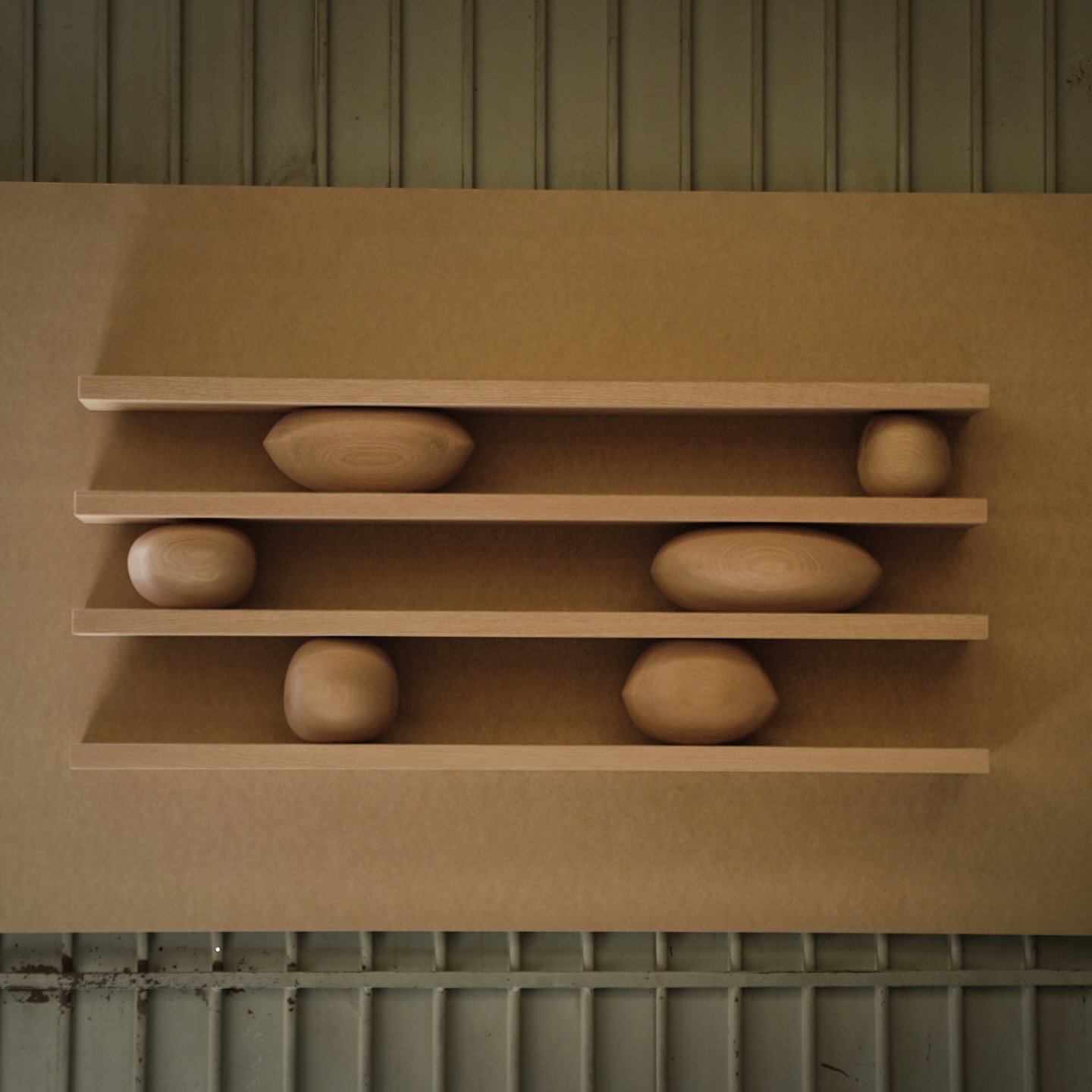 The soul of subtlety 

#sculpture #materialexploration #wabisabi #handcrafted #artfurniture #nonofurniture