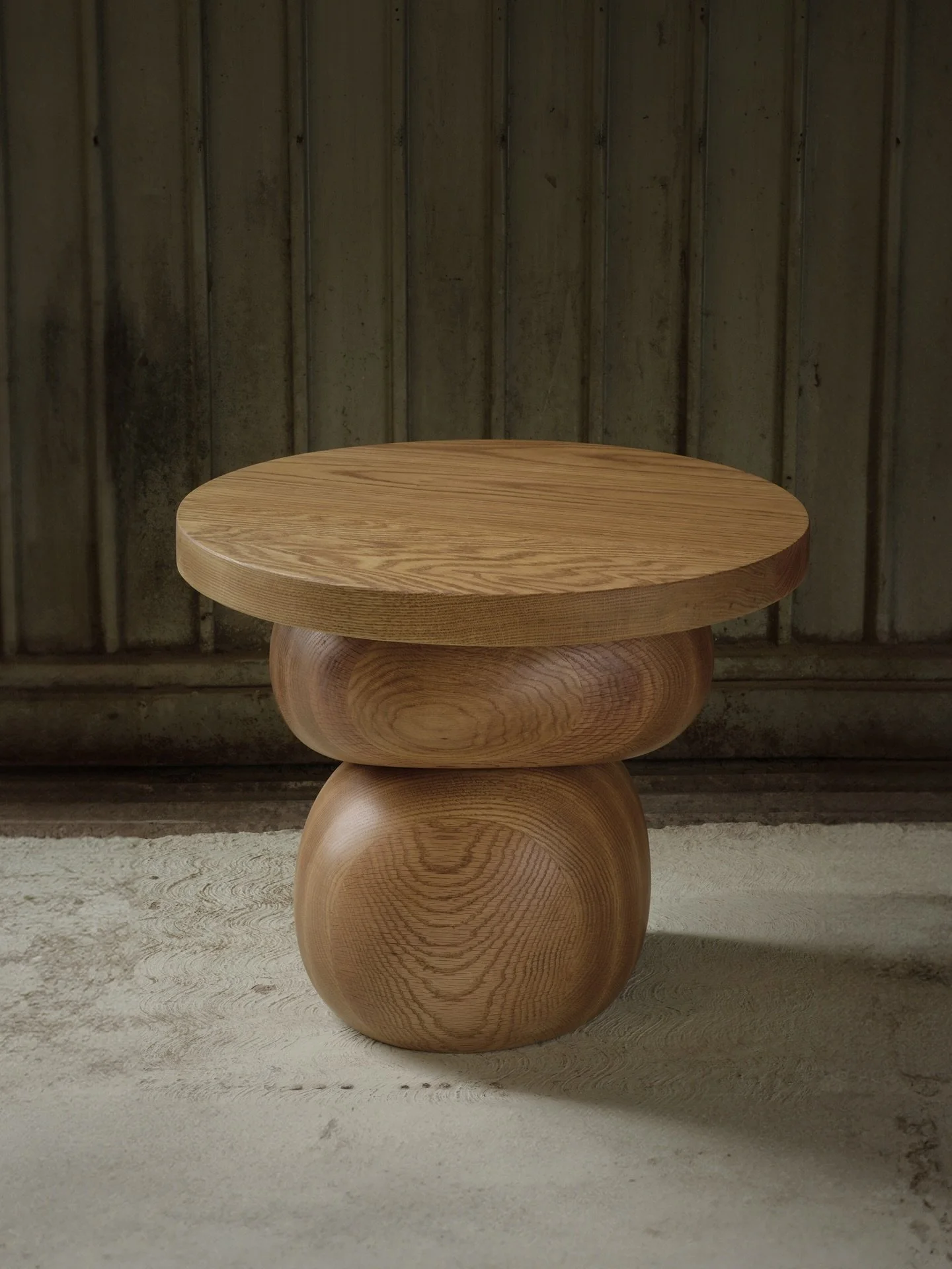 Rounded calm for restless rooms

#coffeetable #sidetable #accenttable #occasionaltable #endtable