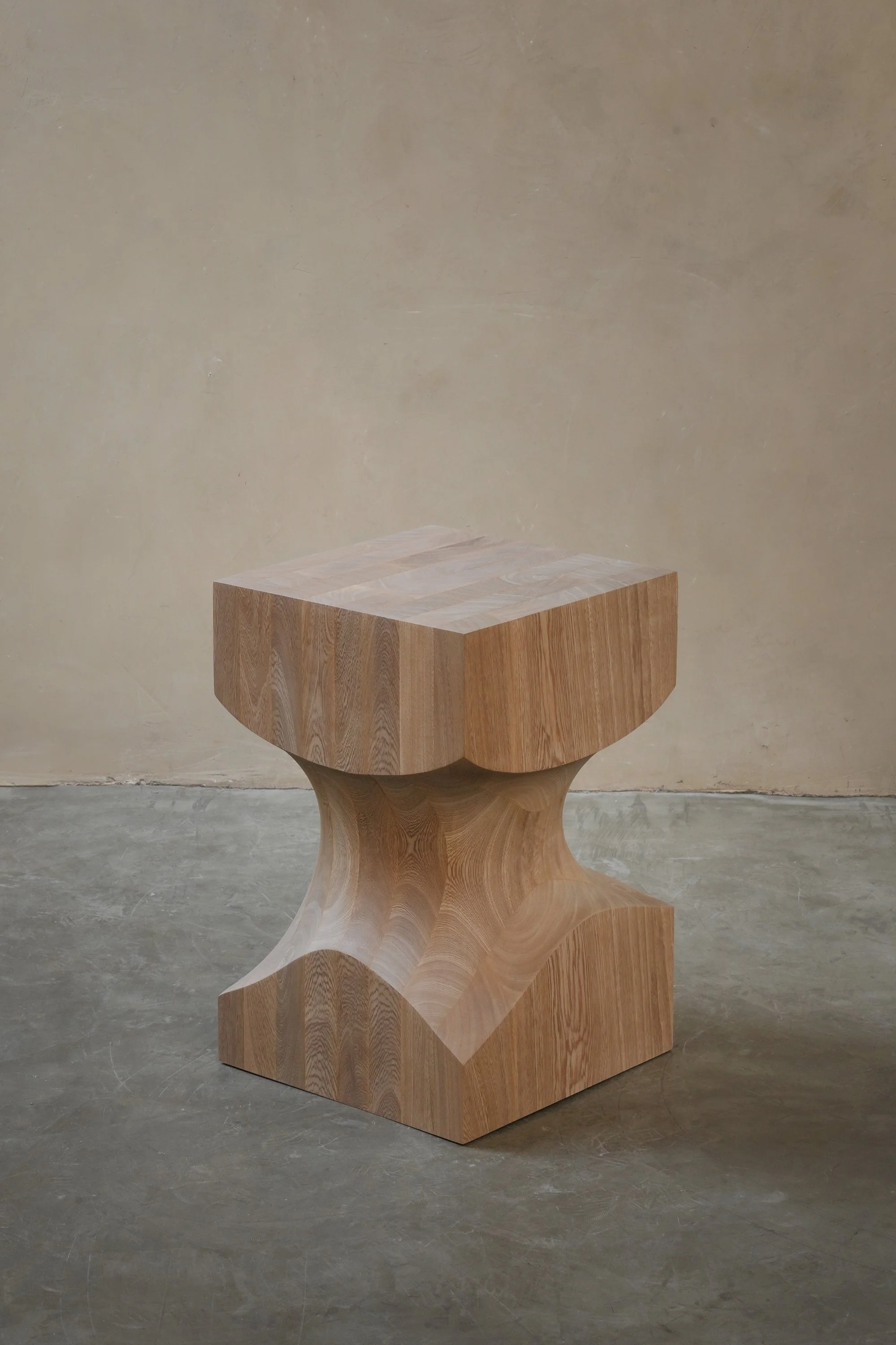 Socle+85+Side+Table+by+NONO+%E2%80%94%C2%A01.png