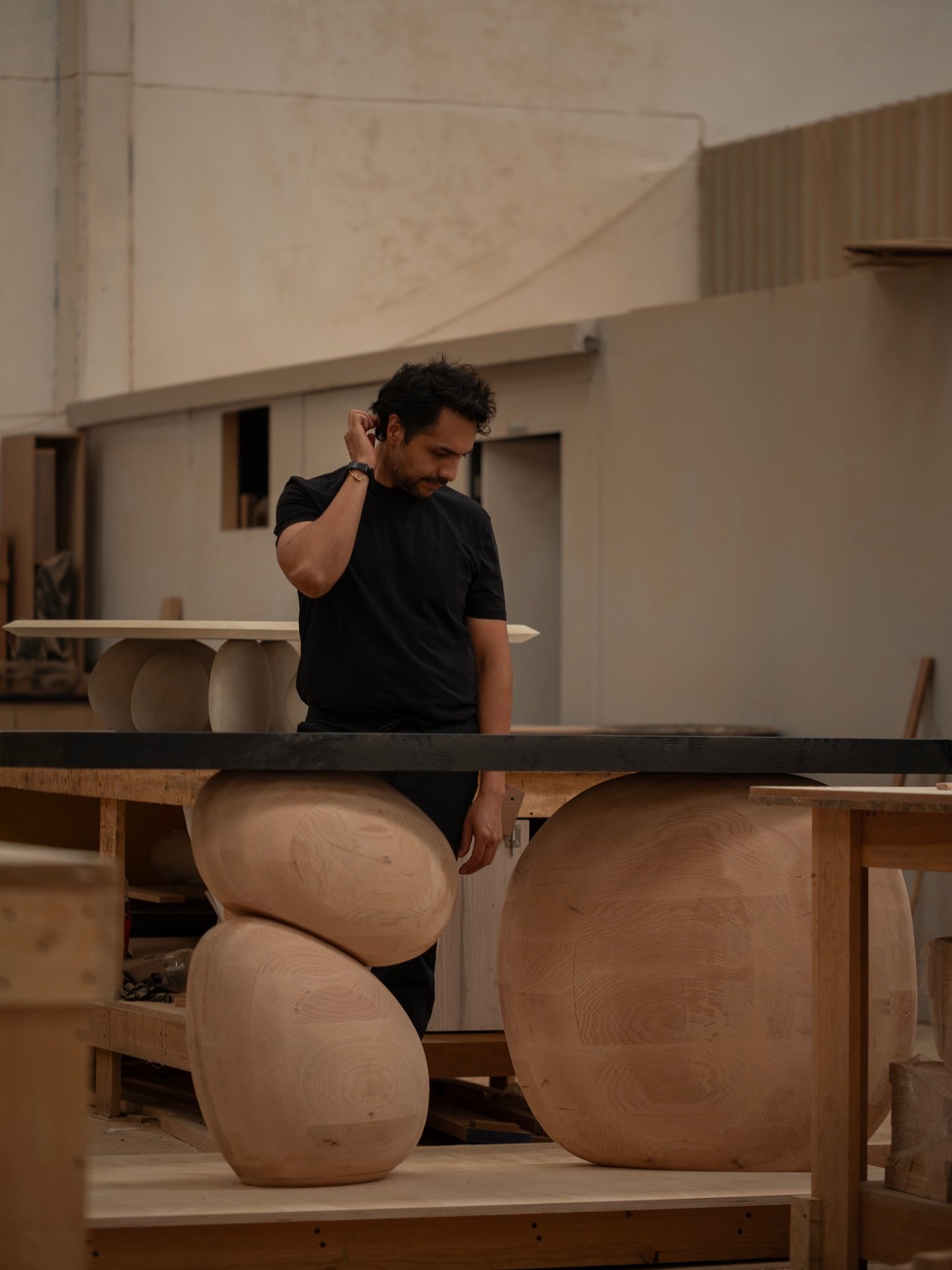 Furniture as tension.

Worldwide Shipping
Get in touch at info@joelescalona.com
&mdash;
#JoelEscalona #furniture #sculpture #interiordesign