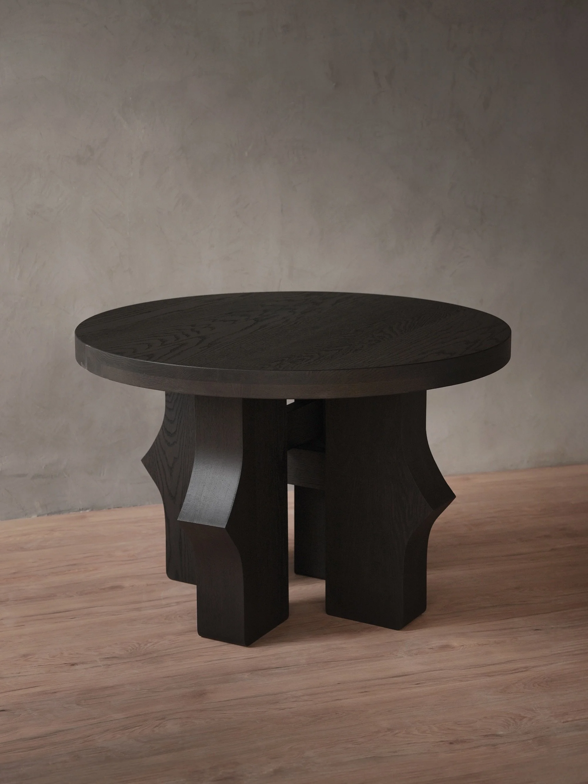 I like furniture that welcomes you with a surprise

#furniture #interiordesign