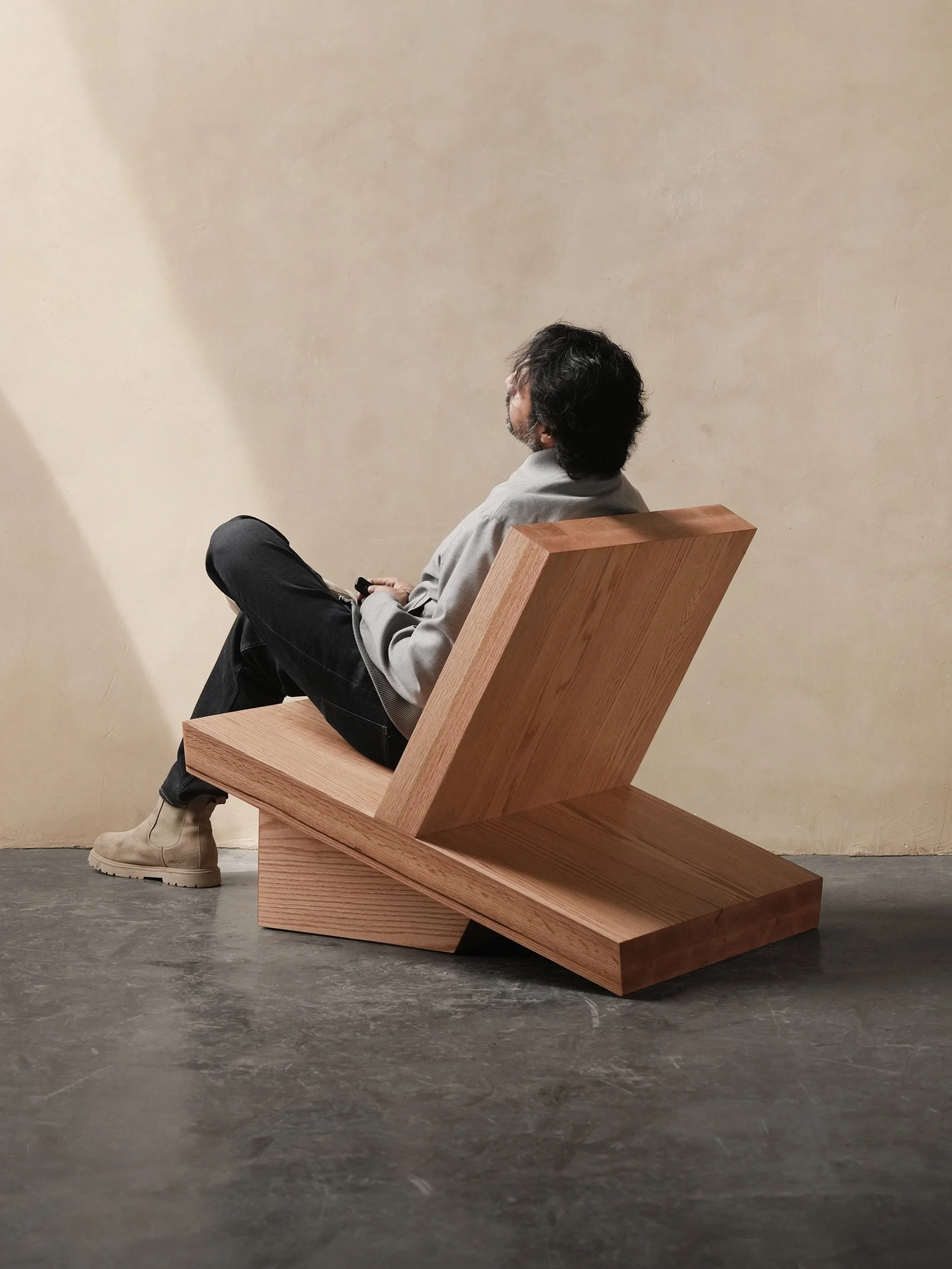 Easy on the eye, rich in detail

Muted by @mx.nono 

#chair #furniture #interiordesign