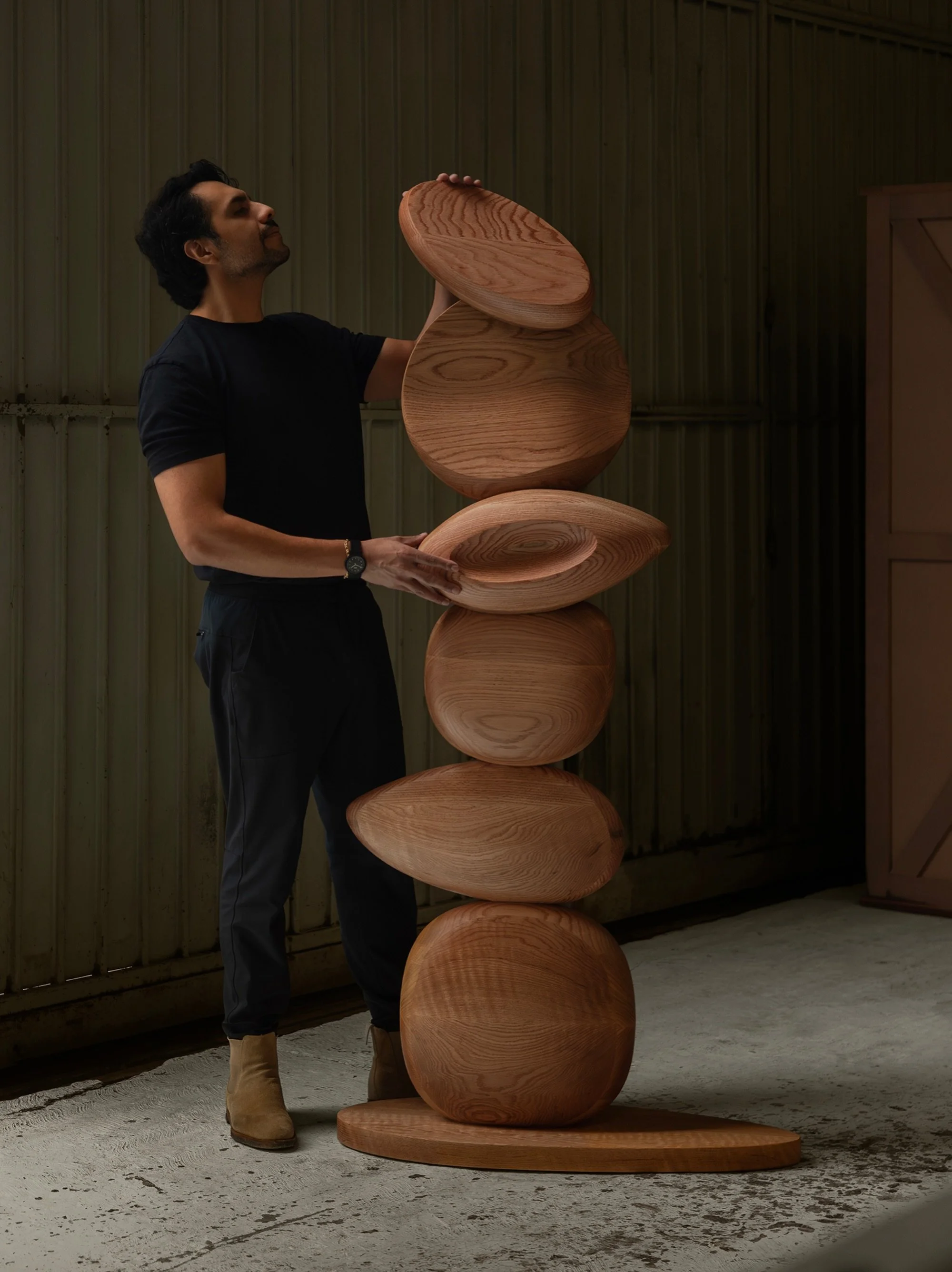 Odd curves, soft logic, better balance

#sculpture 📸 @achachmariana