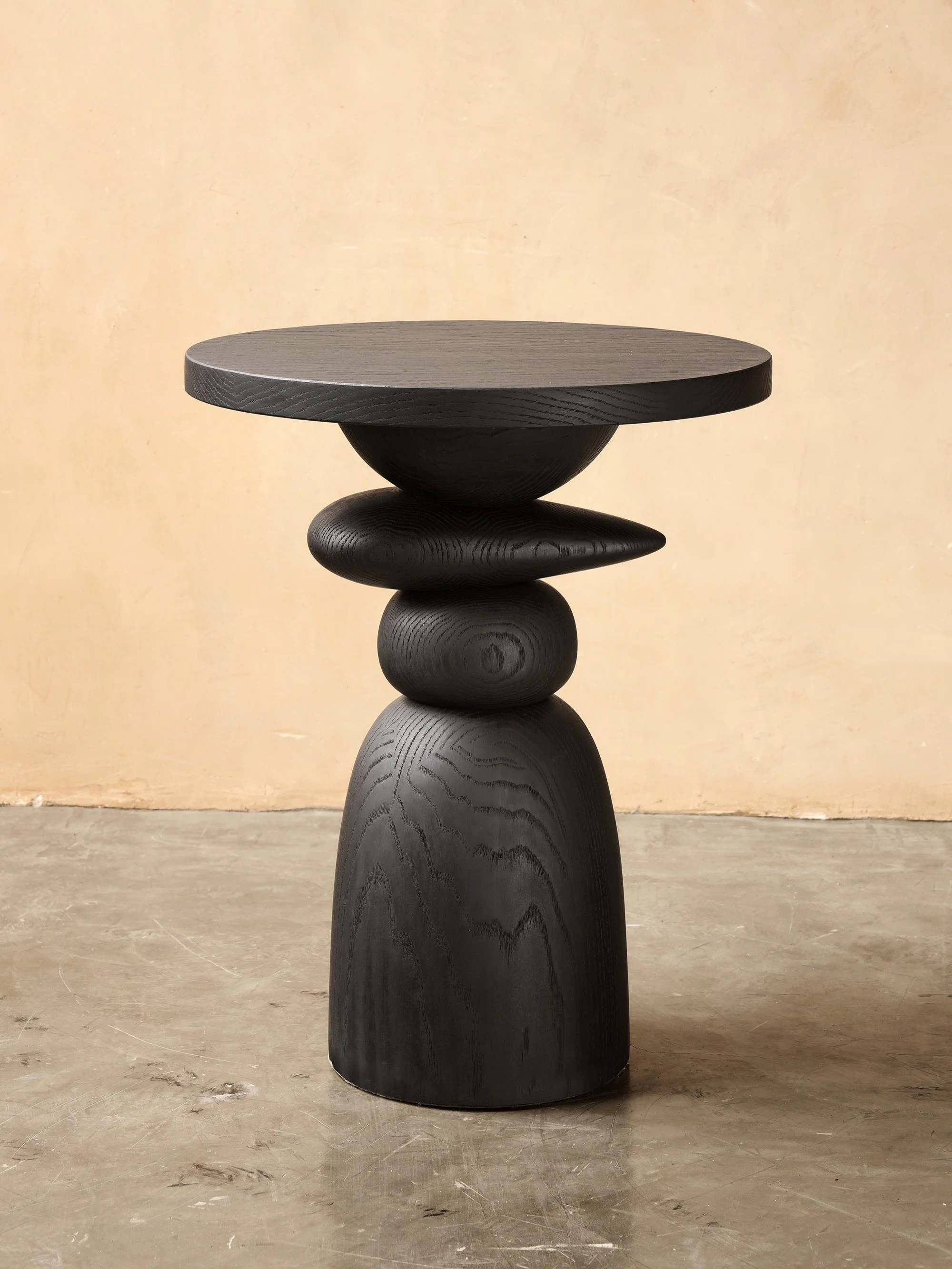 I like when a small table feels full of energy

#smalltables #sidetable #furniture