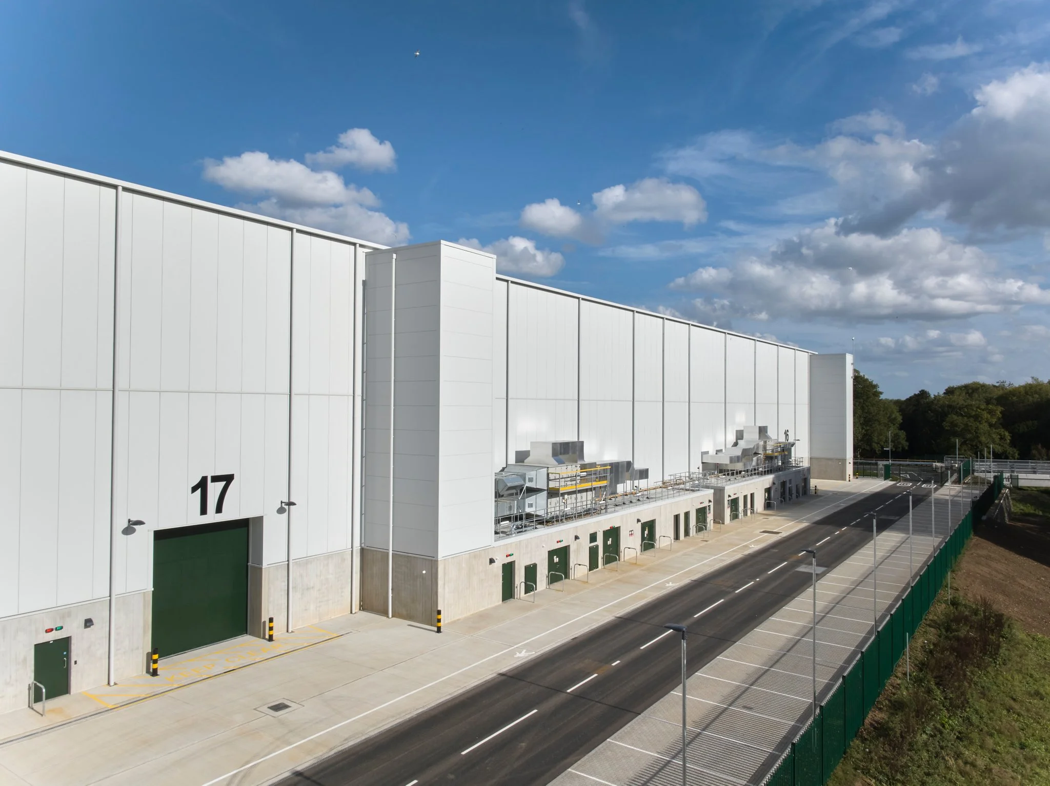 SRM-Shepperton-1001-HR.jpg