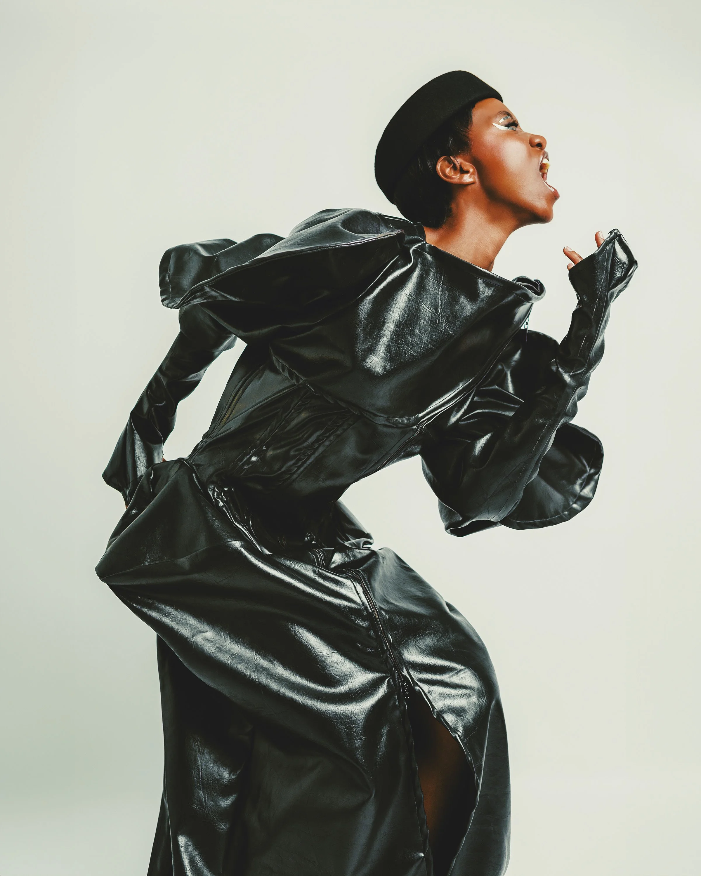 1:1 Posing Program – 4 Days / 4 Weeks (Advanced)