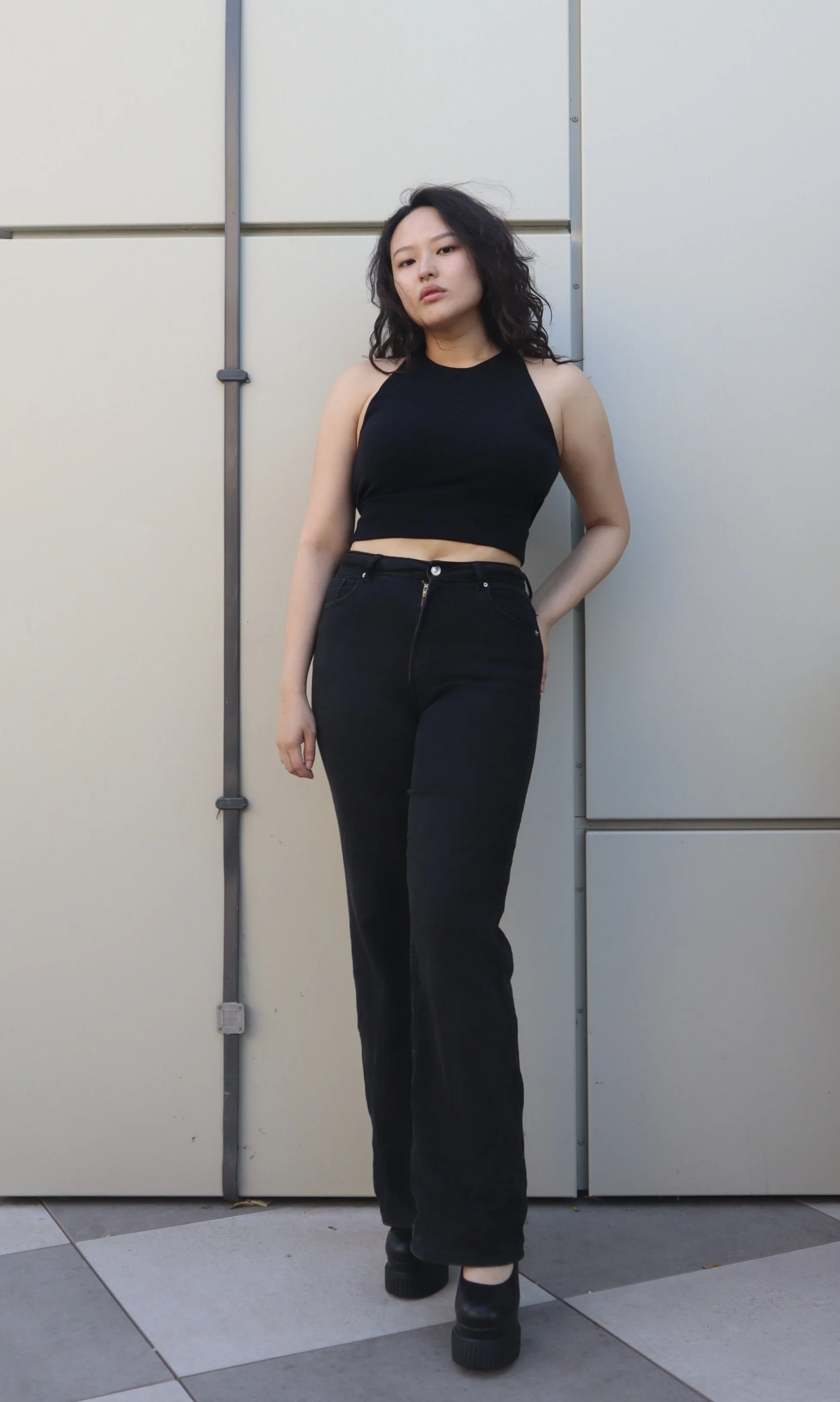 01_Full_Front_A.jpg