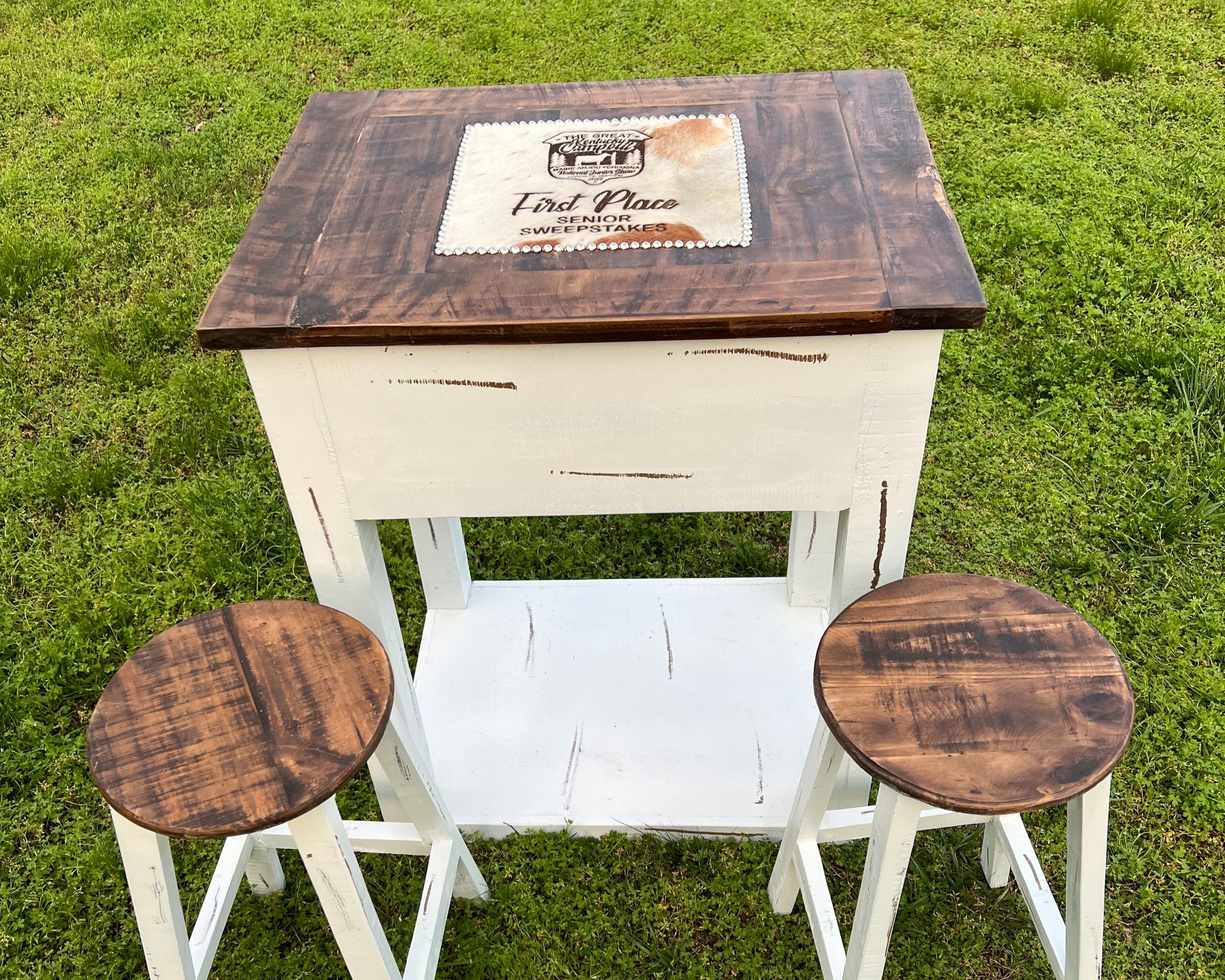 White Kitchen Island w/ Barstools: $425
White Kitchen Island w/ 4 Bar Stools: $500