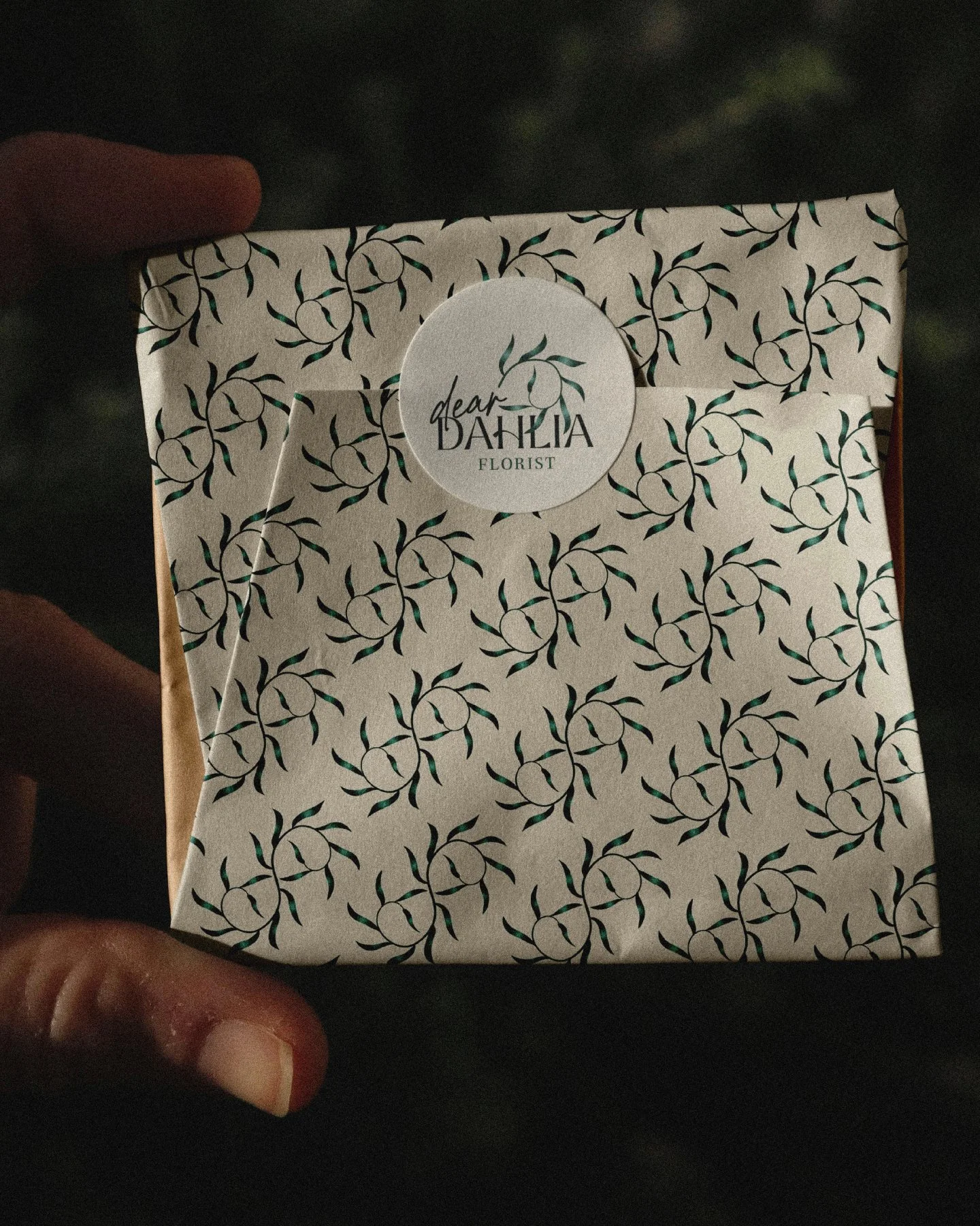 Florals with feeling.
-
Dear Dahlia is a flower shop where every bouquet feels like a handwritten letter - thoughtful, personal, and full of feeling. Rooted in deep greens and soft neutrals, it blends natural beauty with quiet intimacy.⠀⠀⠀⠀⠀⠀⠀⠀⠀
*bri