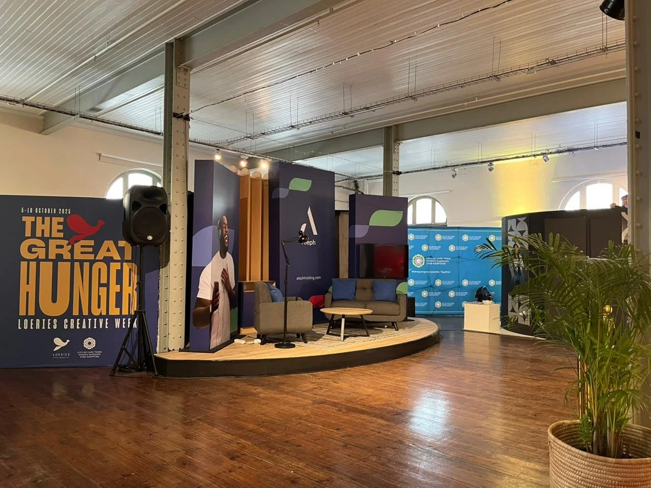 TAFEL STAGE.jpg