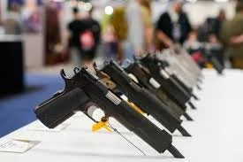 guns..jpg