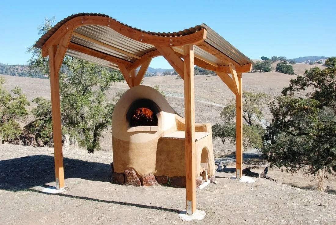 Cob Oven Workshop - June 27th &amp; 28th
Potter Valley, CA
We&rsquo;ll build a cob oven from start to finish, using clay soil, sand and straw. Through the process of building a cob oven, we also cover a wide variety of earthen building techniques tha