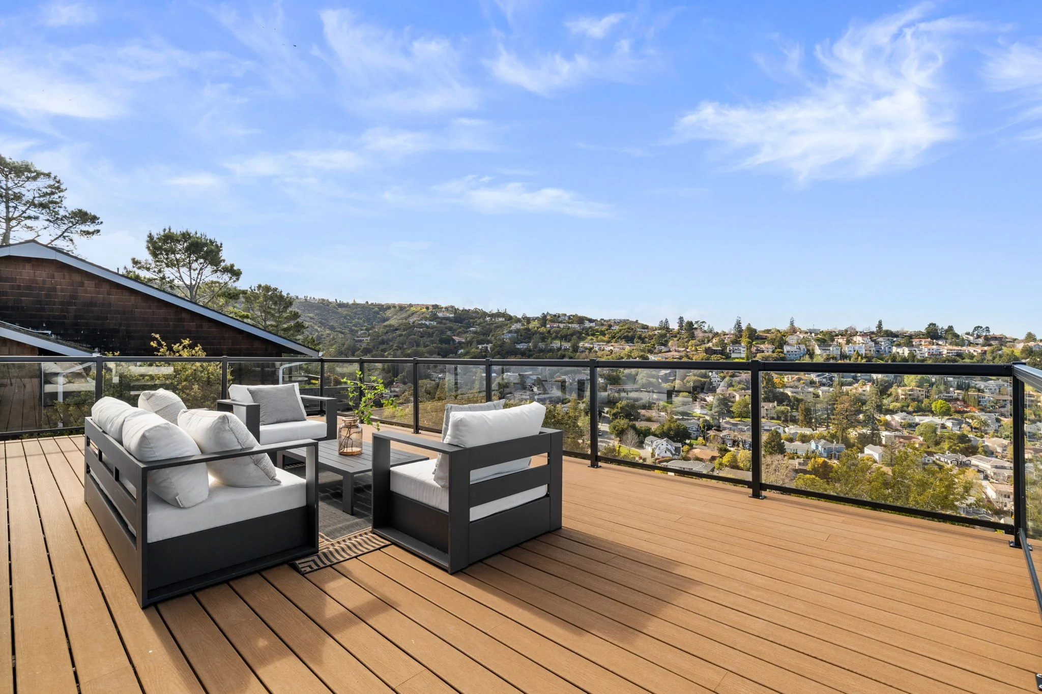 8-web-or-mls-So Gold Photo-8.jpg